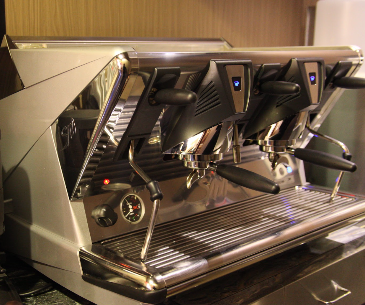 La San Marco 100 S Semi-Automatic Coffee Machine – Made in Italy - Image 4