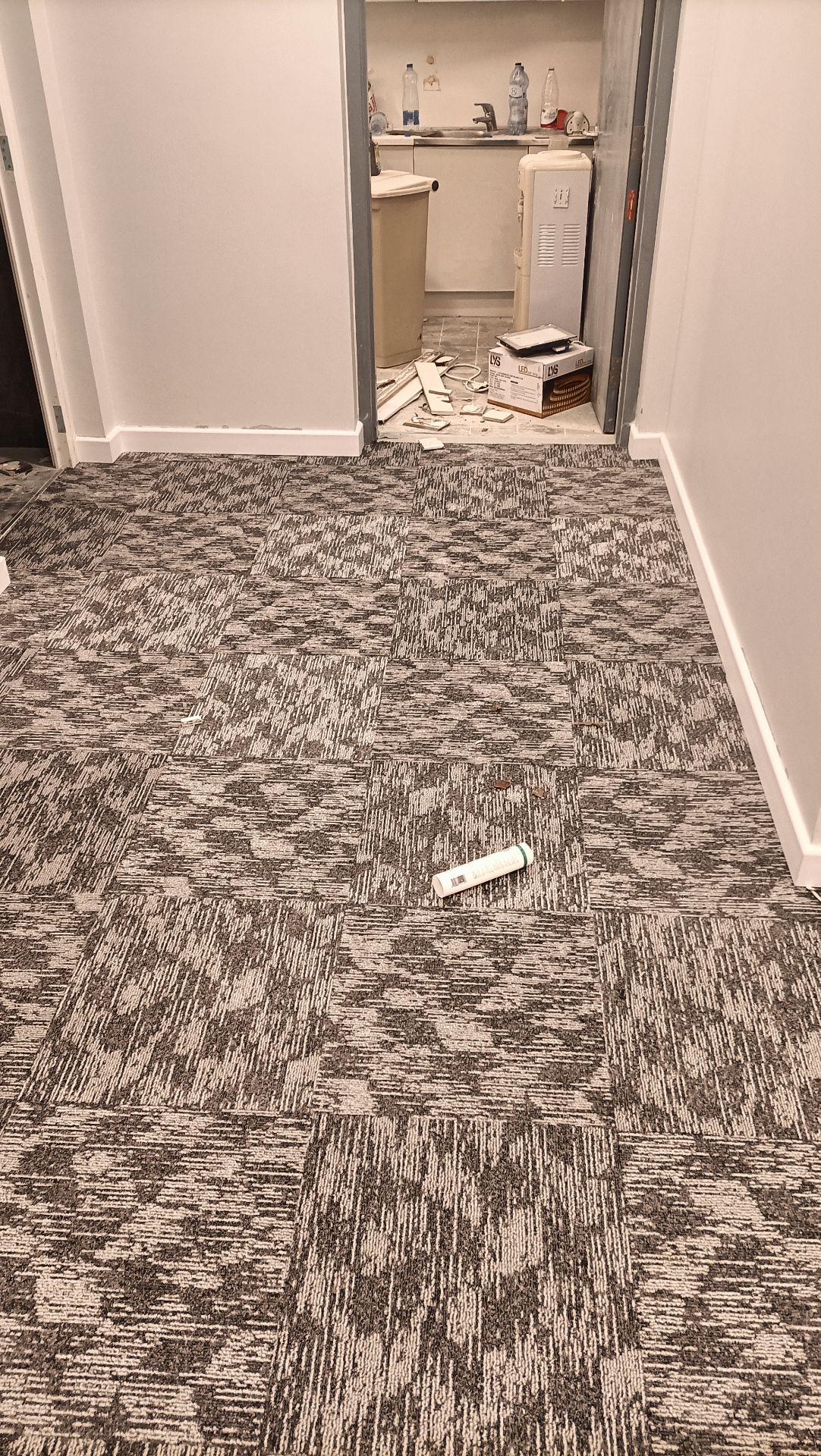 50cm/50cm tiles carpet  - Image 6