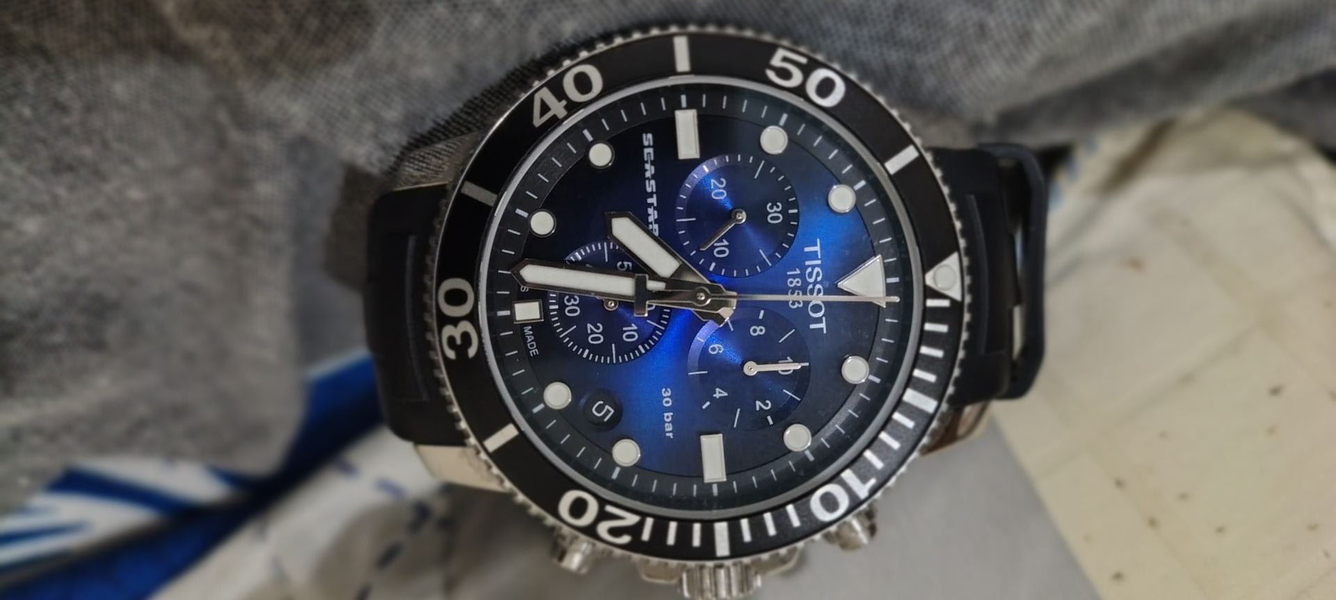 Tissot swiss made sport blue dial quartz - Image 3