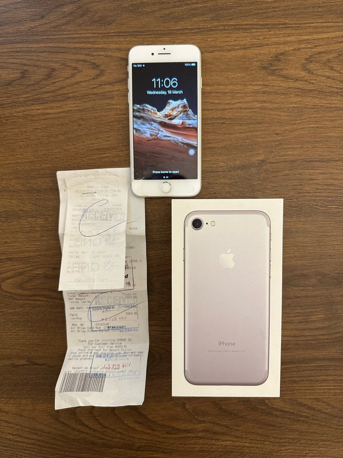 Apple IPhone 7 - Image 1