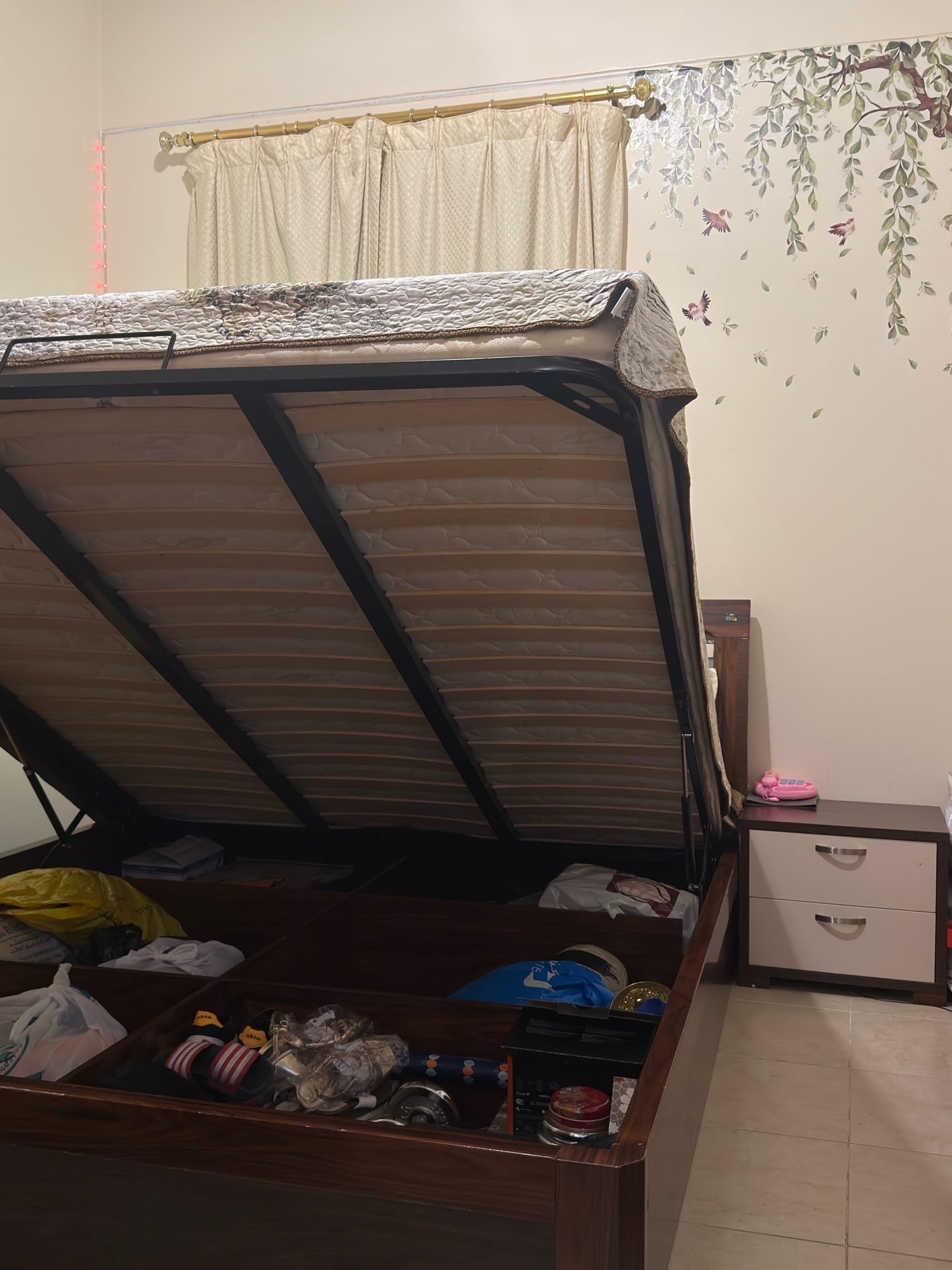 King size bed with mattress (180*200) - Image 4