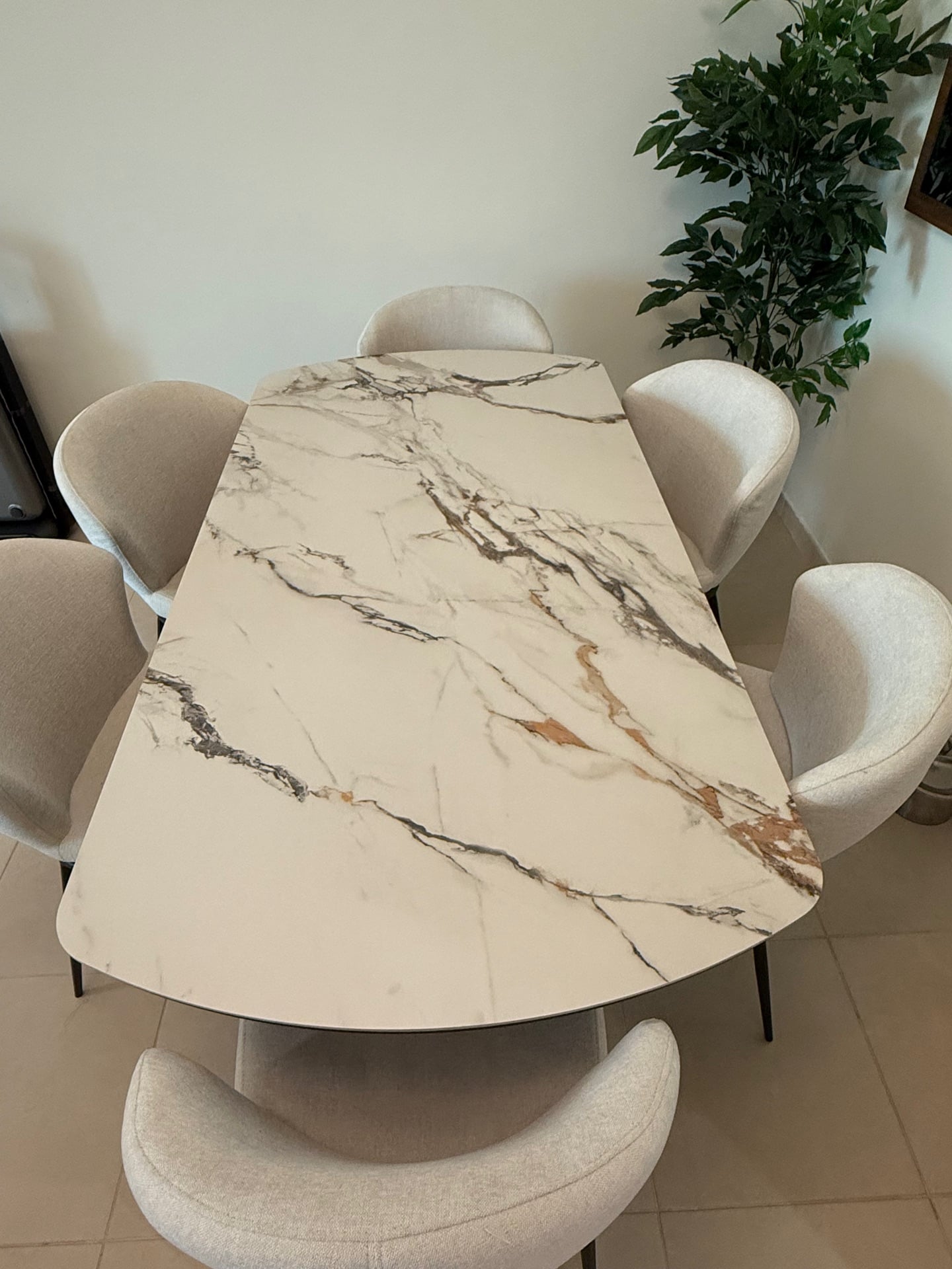 Ceramic dining table + 6 chairs - Image 1