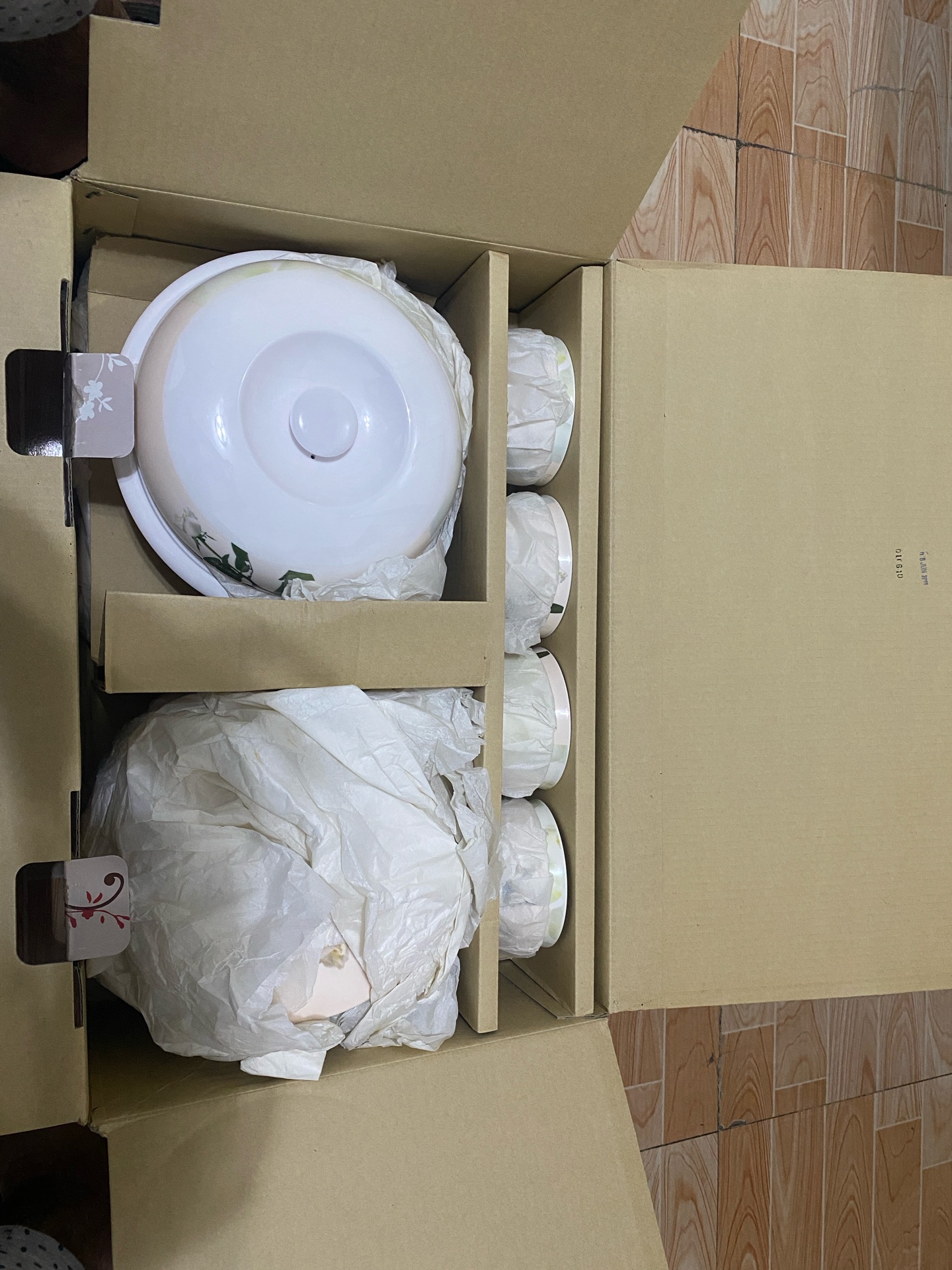 Melamine crockery Set  - Image 6