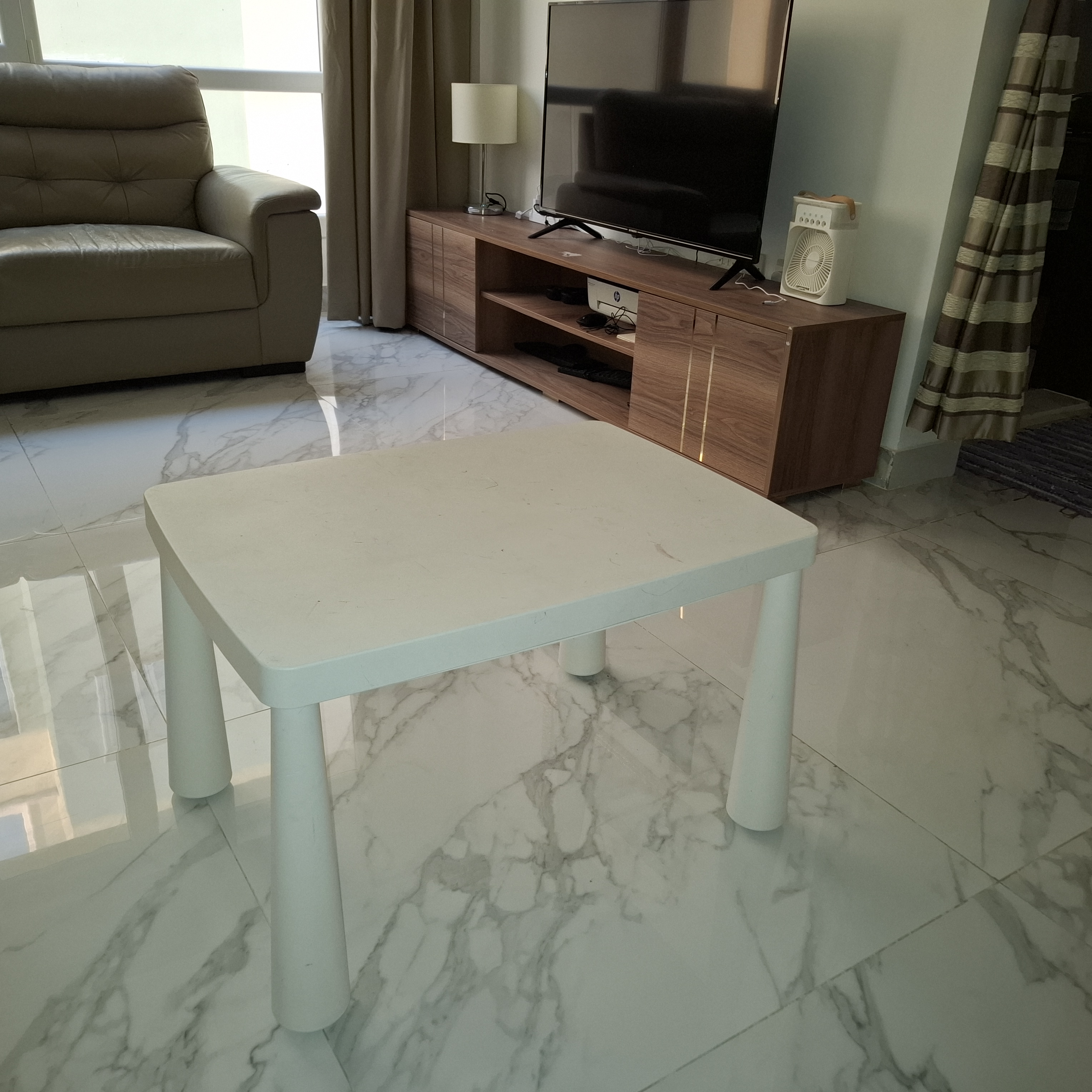 Small kids’ study / activity table with chair - Image 2