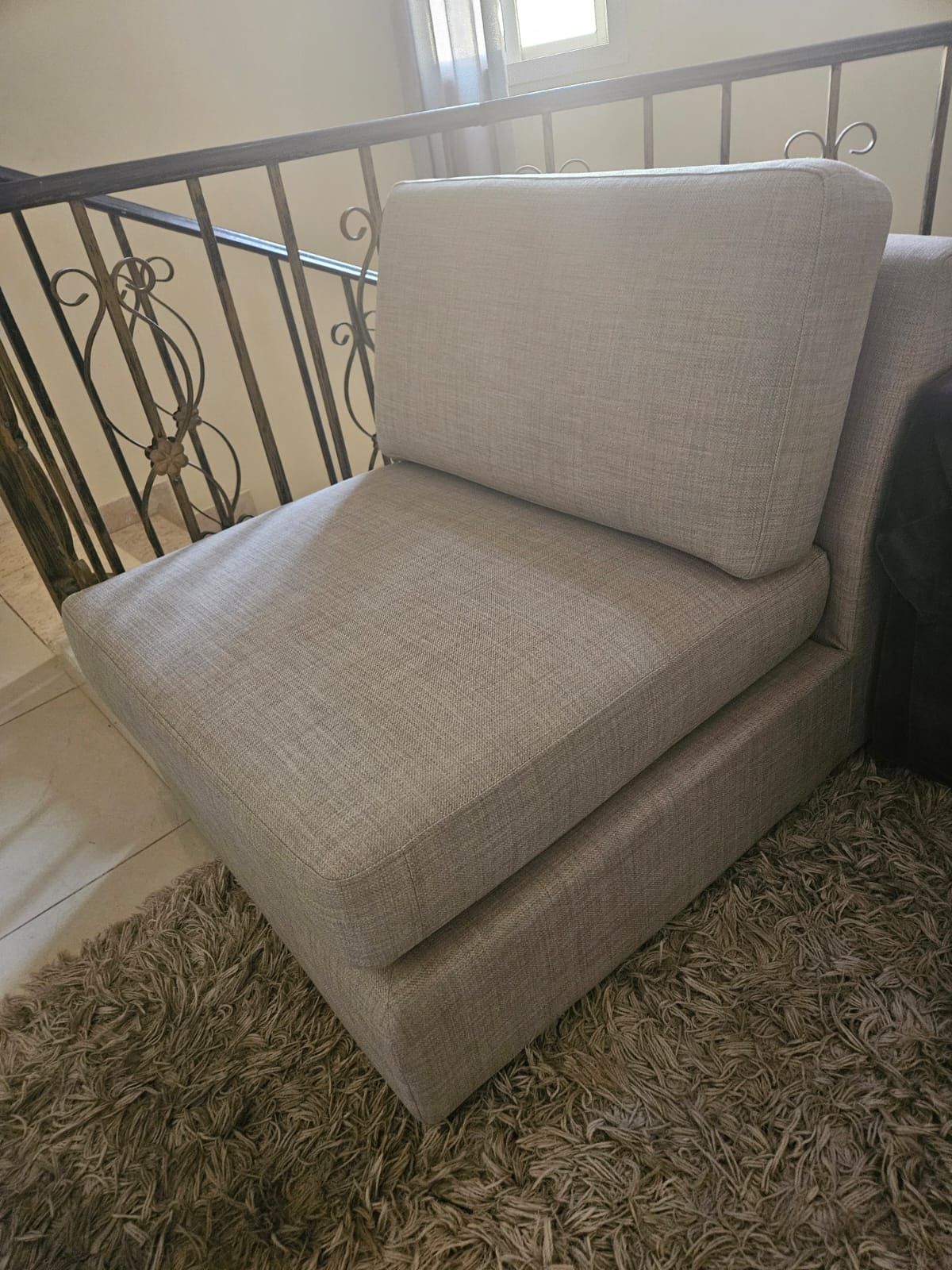 Single Sofa - Image 1