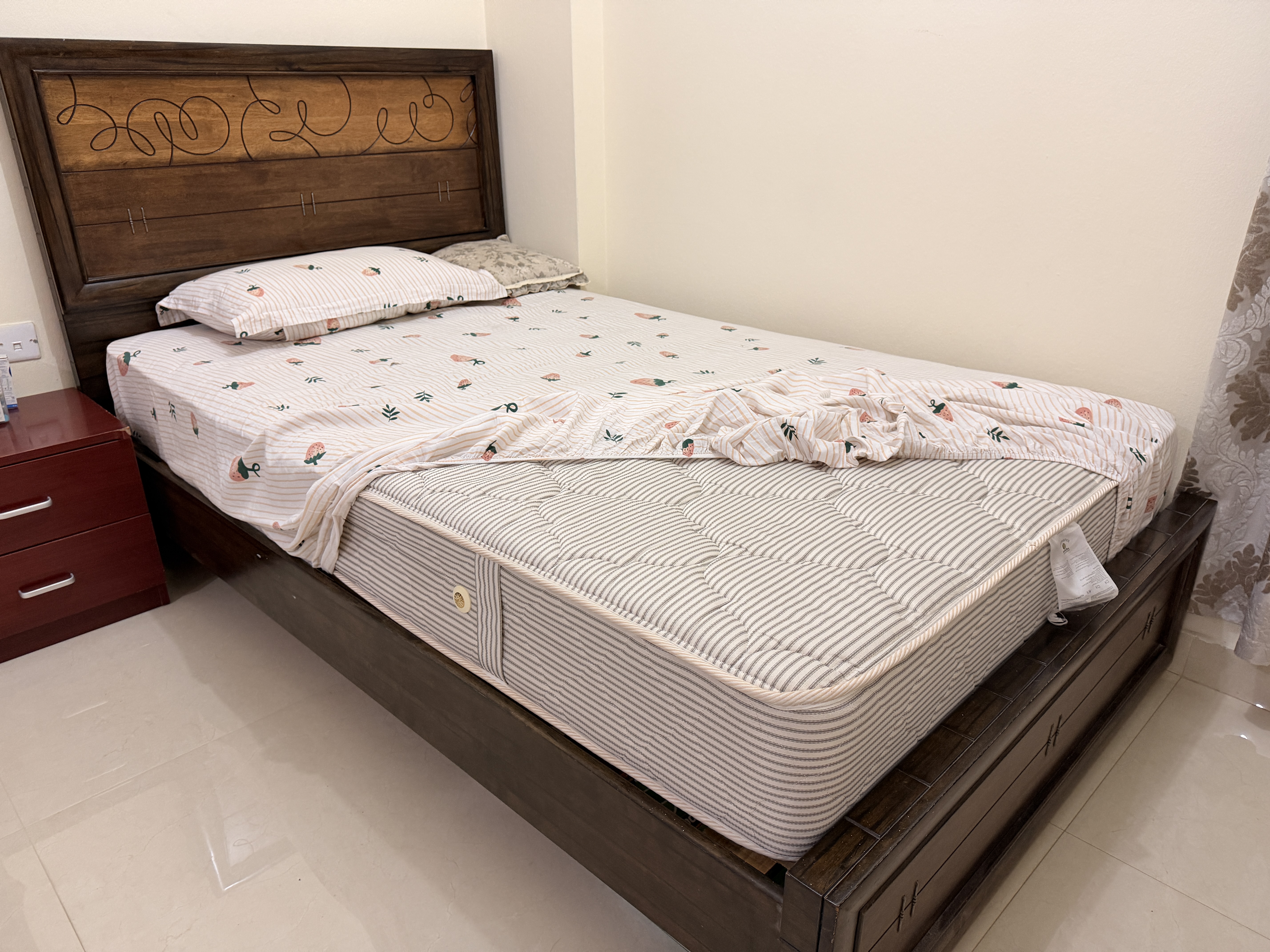 120 x 200 Bed + Mattress - Image 2