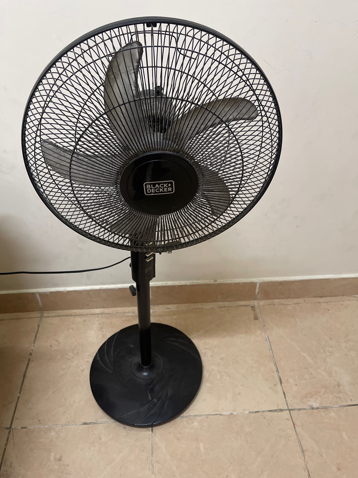 Black Decker Standing Fan - Image 4