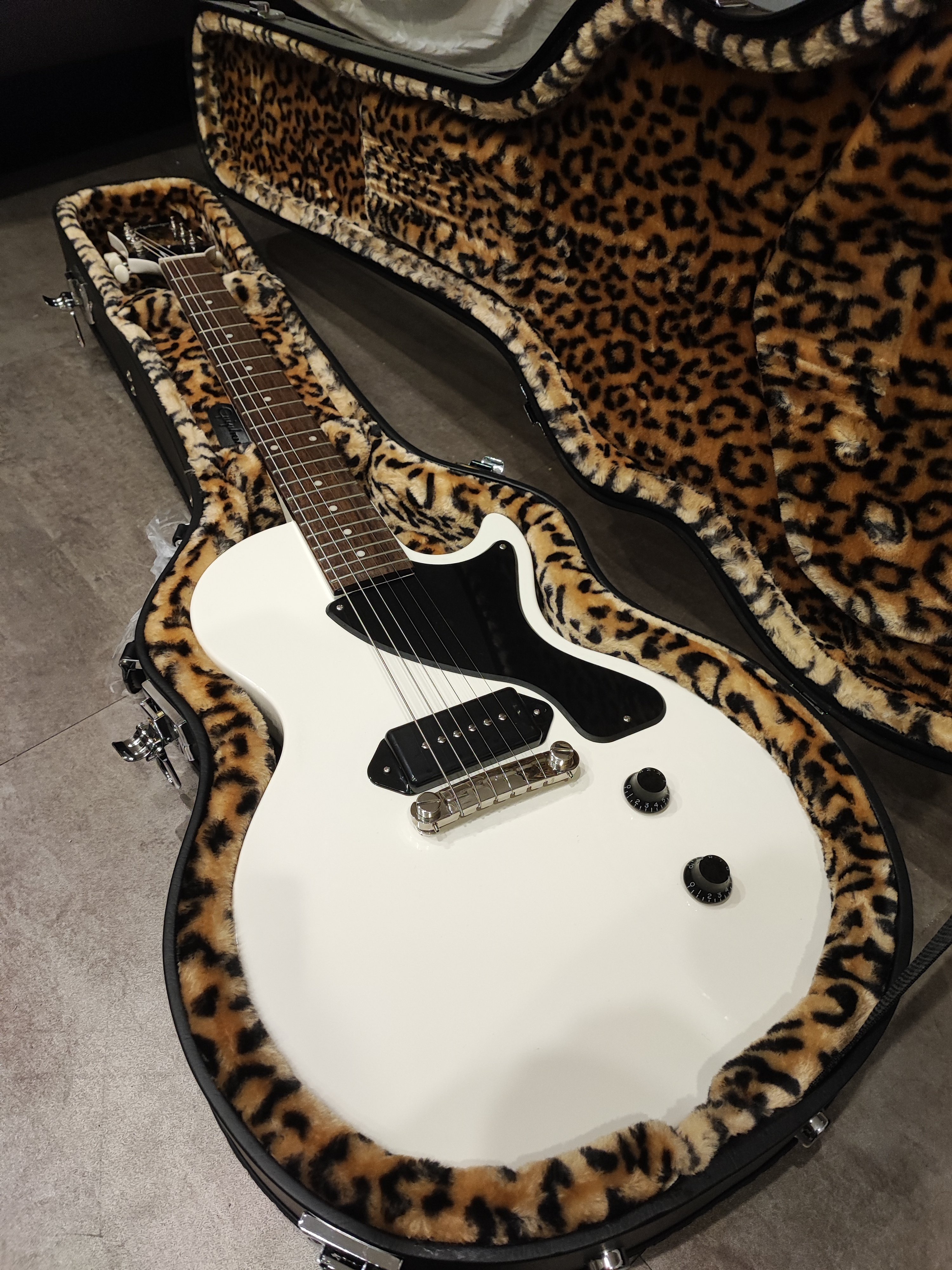 جيتار Epiphone Billie Joe Les Paul Jr - Image 5