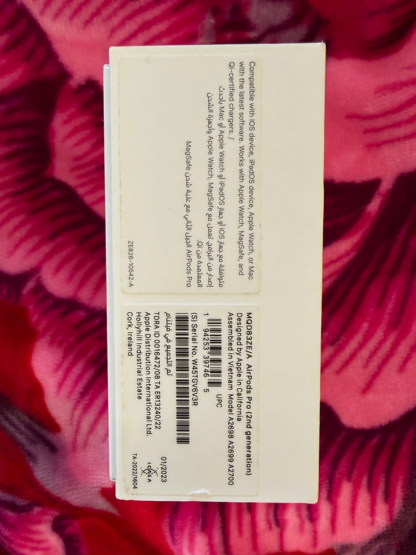 Apple AirPods Pro (2nd Generation) Wireless Charging - Excellent Condition - Image 8