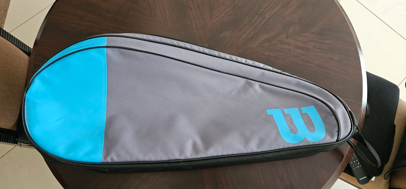 🎾 Wilson Tennis Bag 6 pack  – Excellent Condition - Image 3