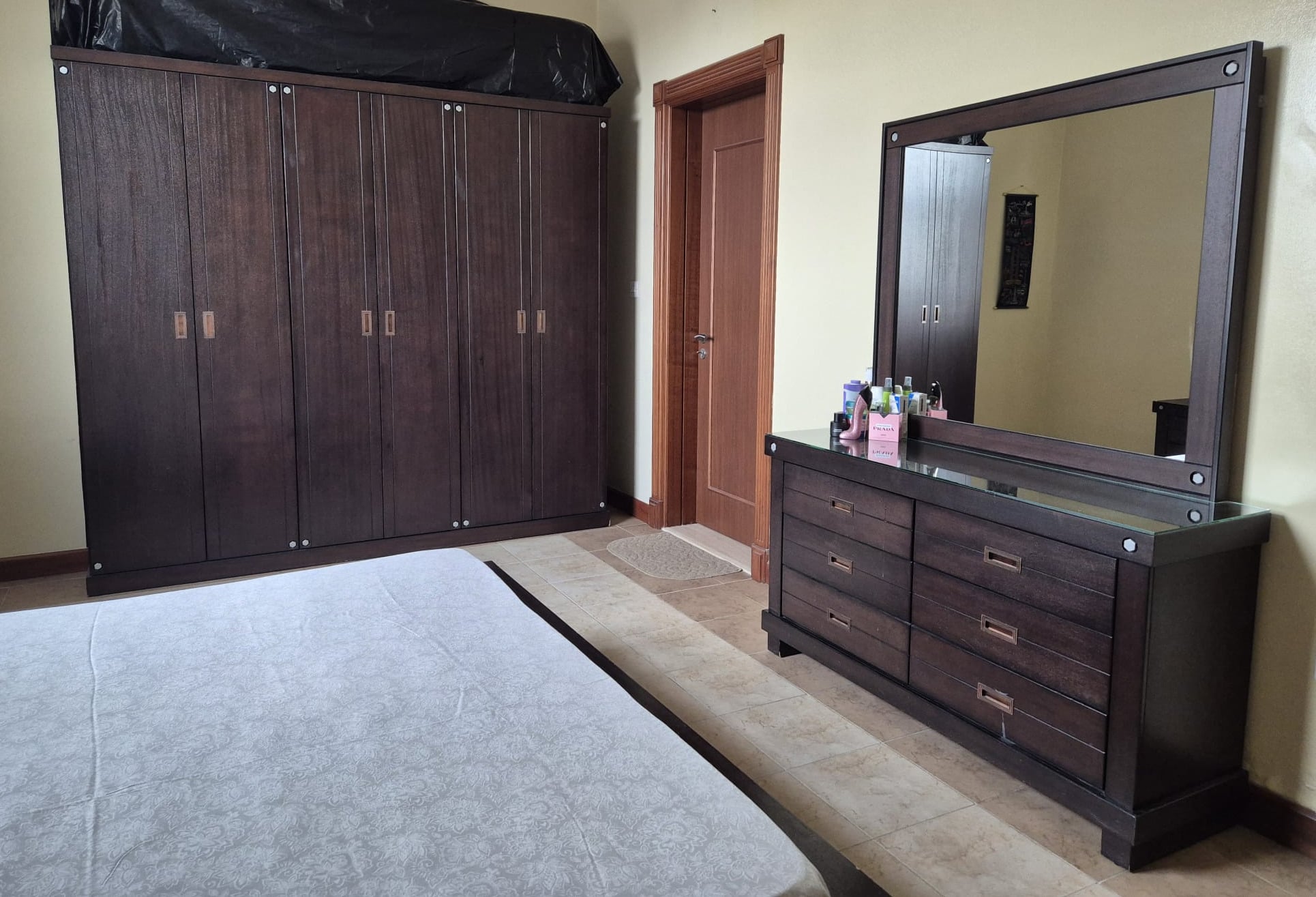 FULL BEDROOM SET FOR S A L E ! - Image 4