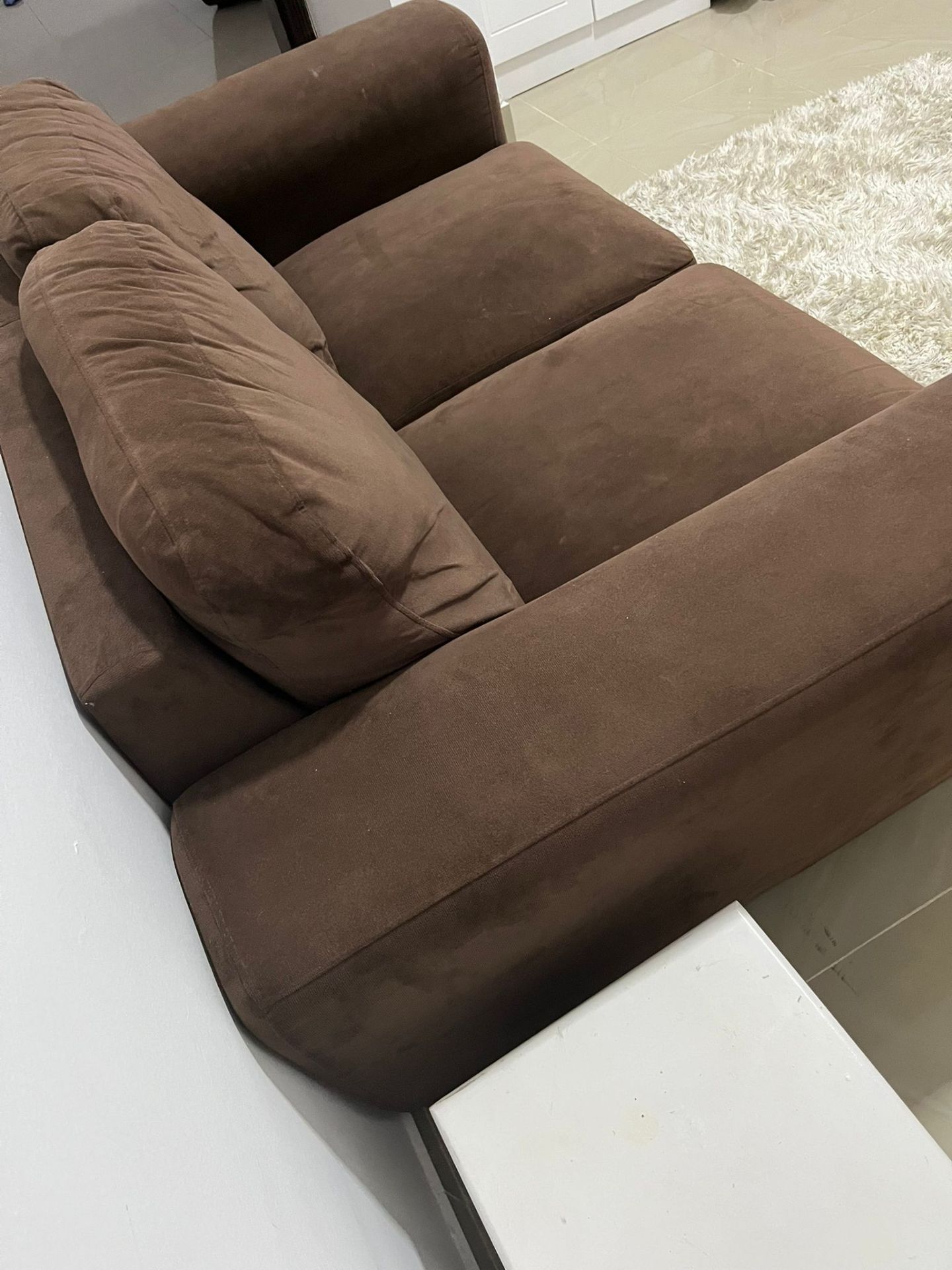 Sofa 2 seater كنبة لشخصين - Image 4