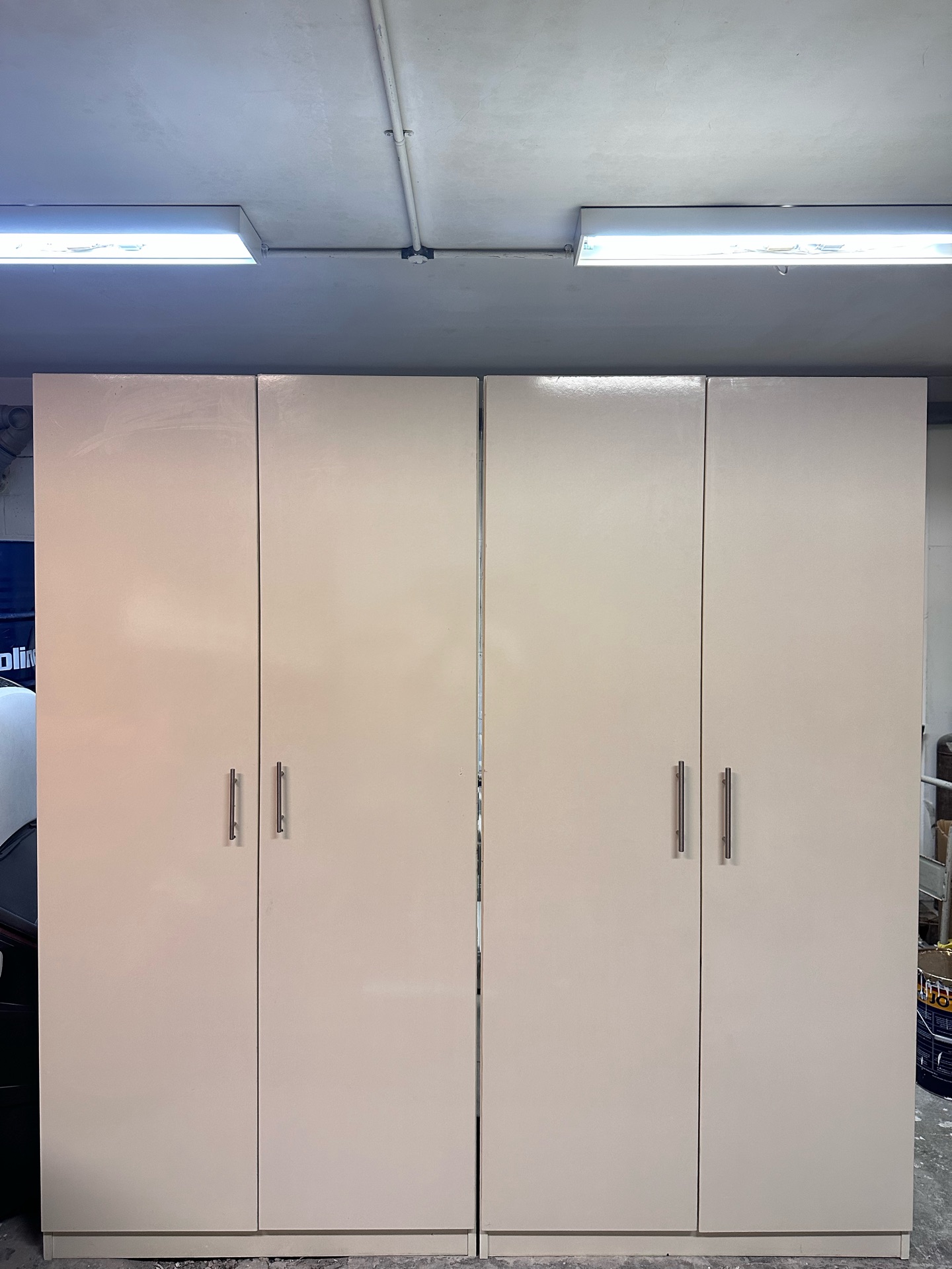 4 doors wardrobe - Image 1