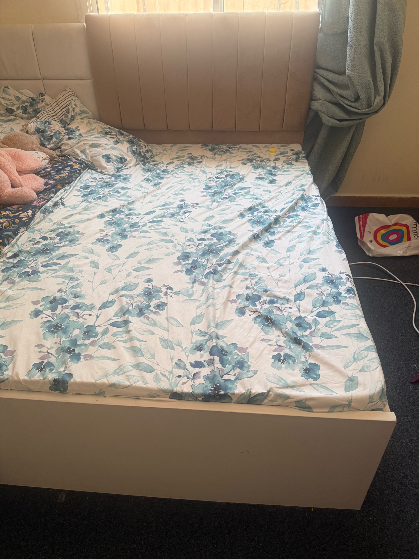 Bed with Mattress 1 year old - Image 1