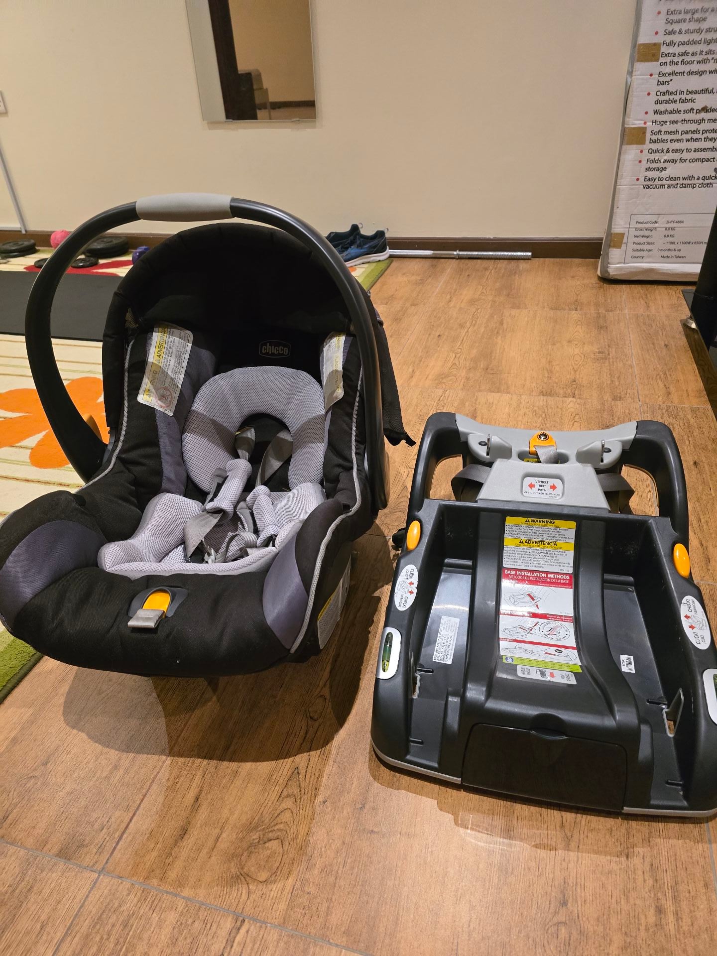 Car seat for babies chicco - Image 3