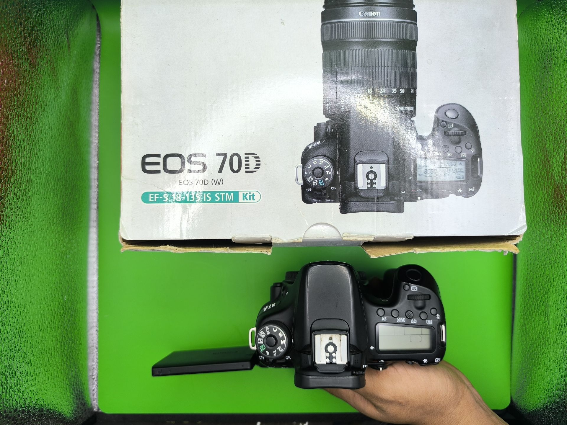 Canon 70 D camera fresh like brand new 1700 fixed - Image 6