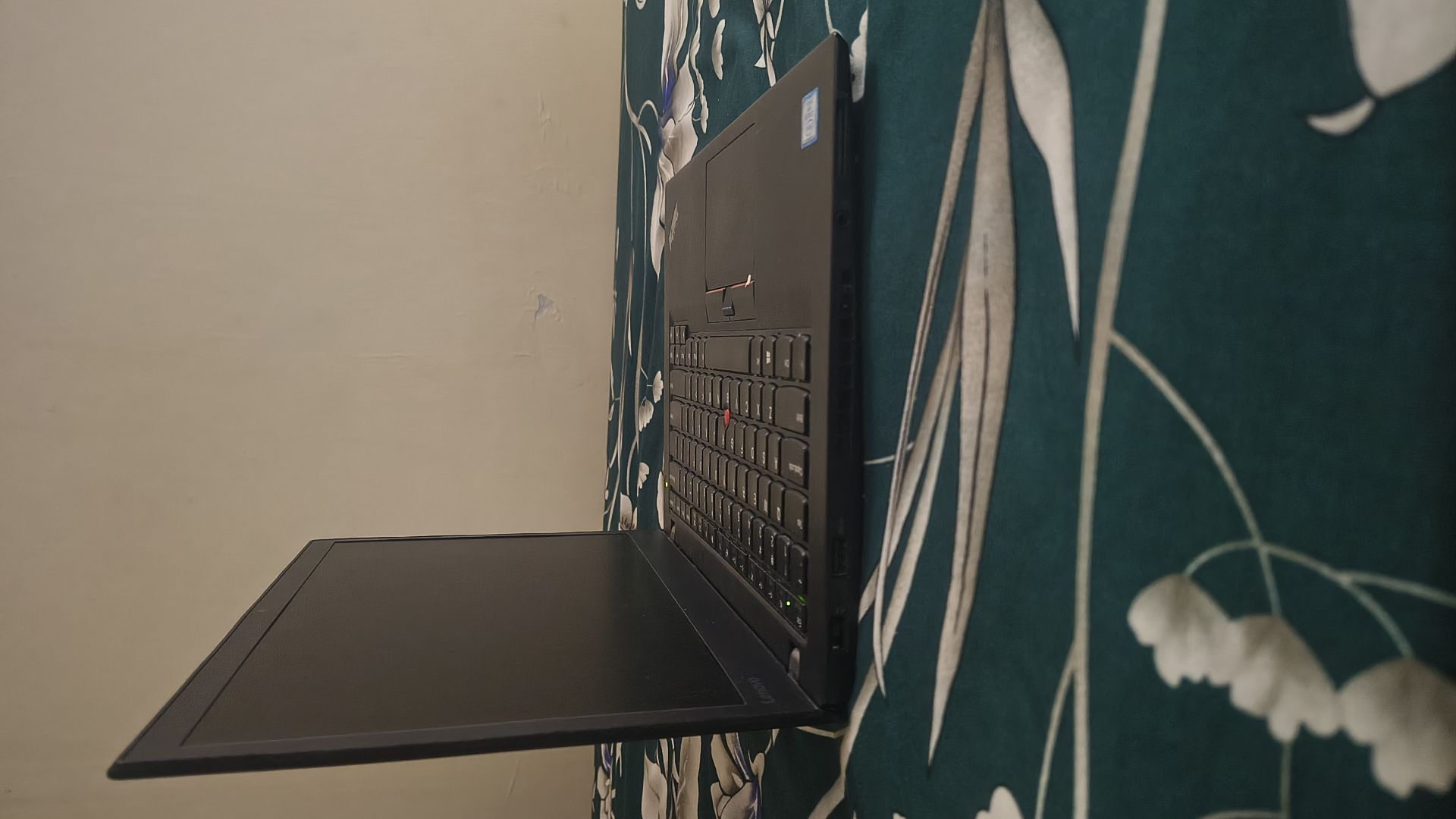 Lenovo Thinkpad - Image 8