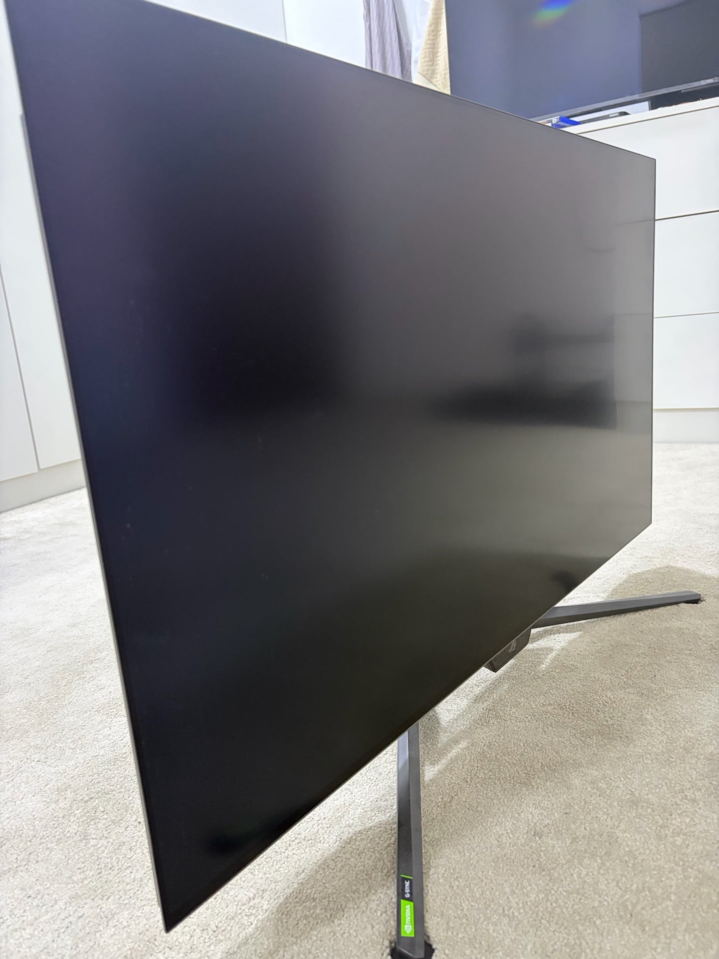 ROG Swift OLED PG42UQ  WORLD’S FIRST 42” OLED GAMING MONITOR The ROG Swift OLED  - Image 10