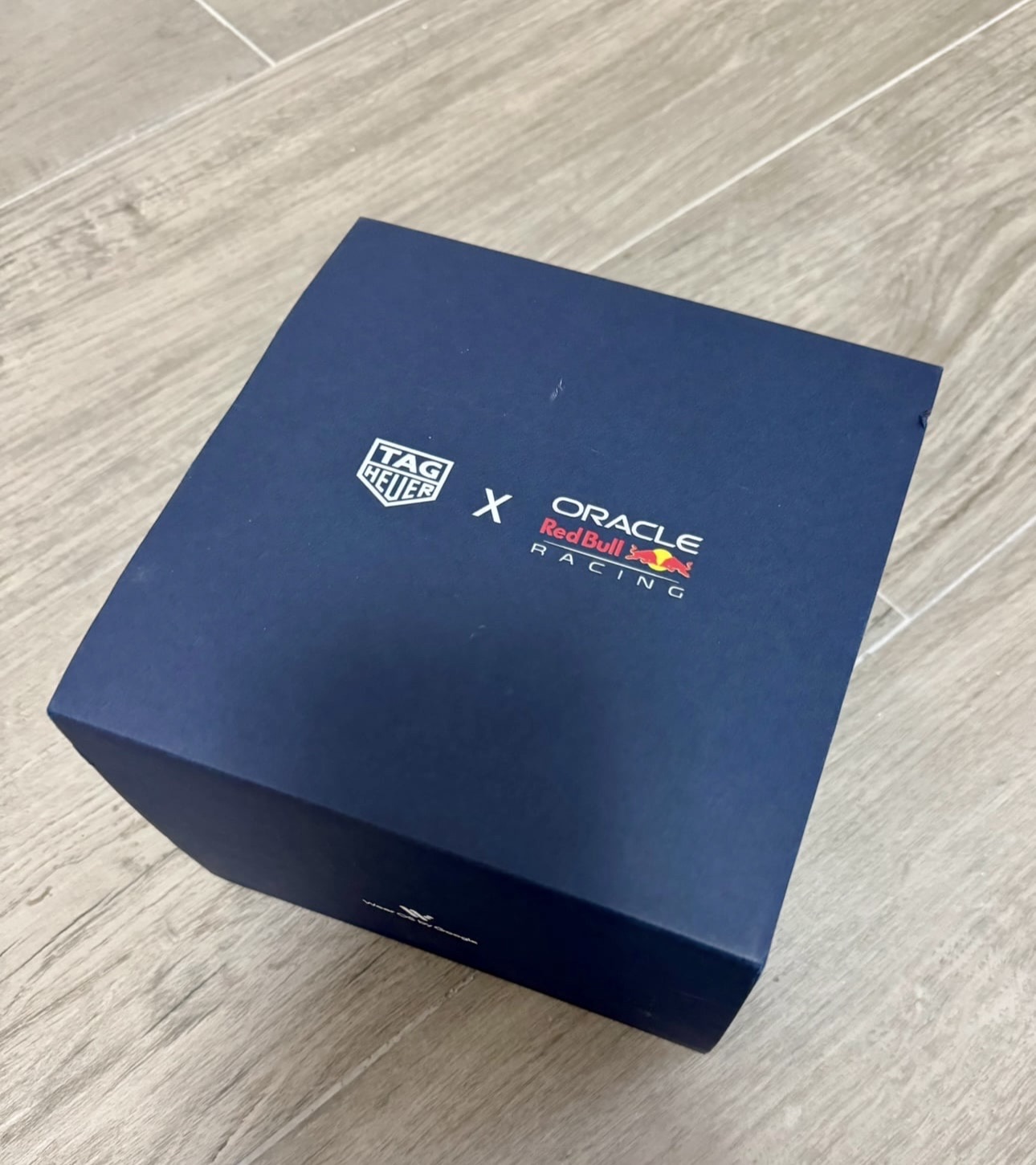 Tag Heuer Connected E4 Smart Watch- Oracle Red Bull Racing (Limited Edition) - Image 3