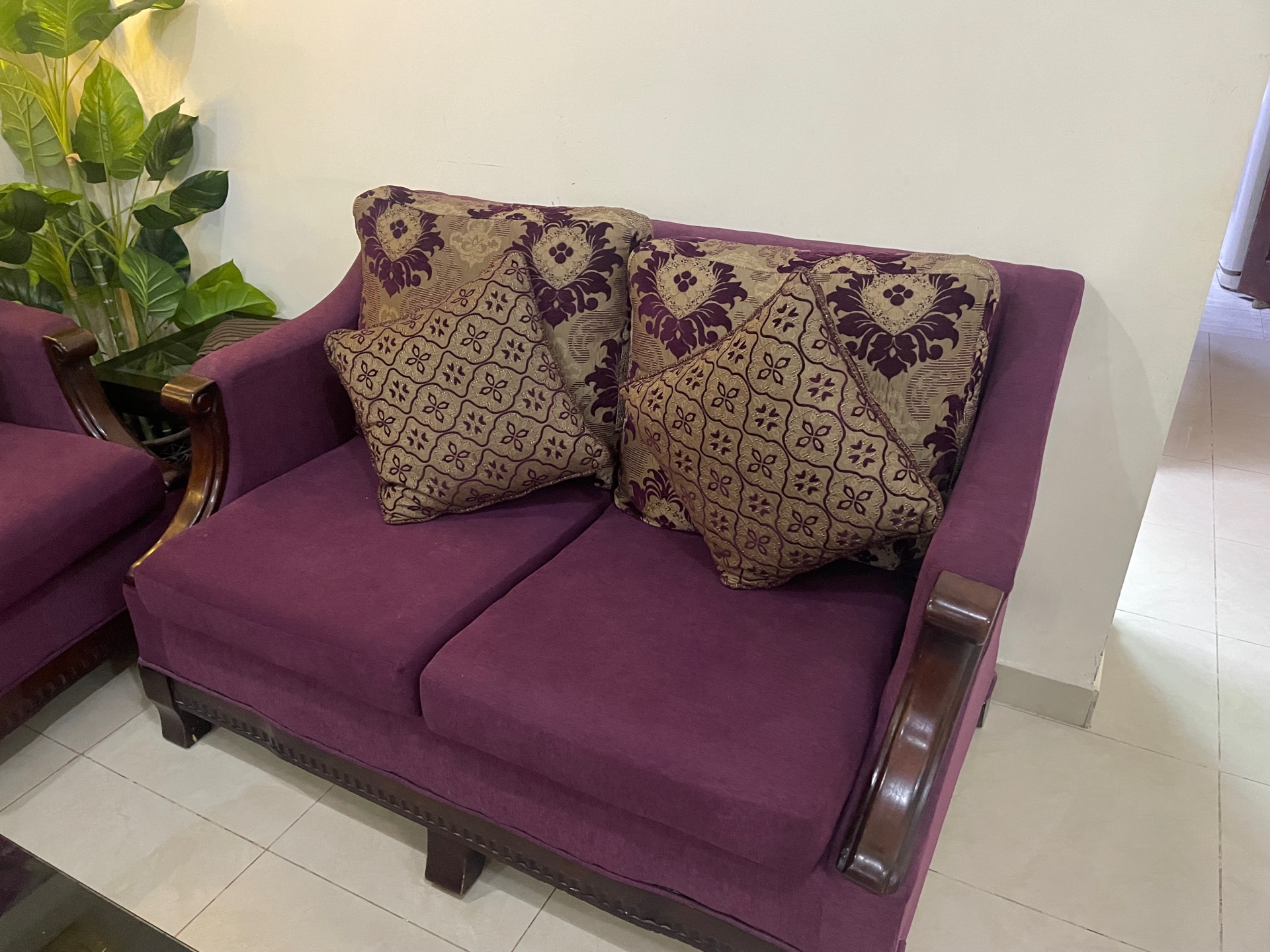 Used Living Room Sofa Set for Sale - Image 4