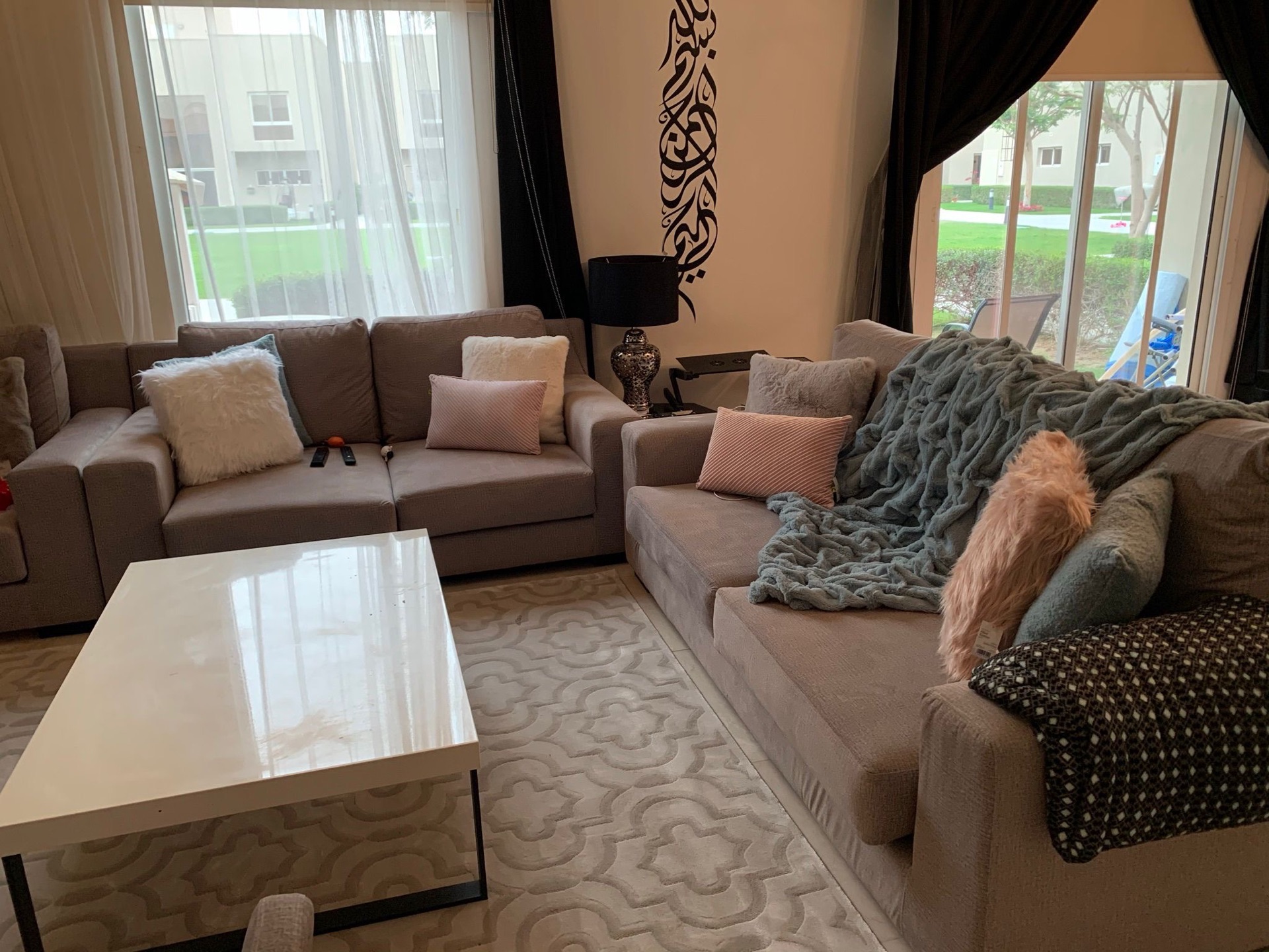 Sofa - Image 4