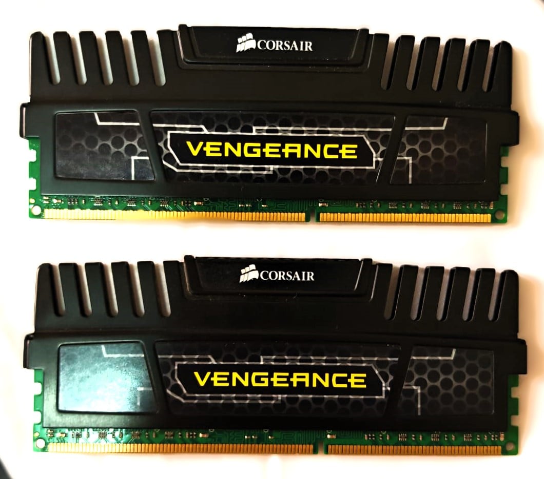 Corsair Vengeance 8GBx2 DDR3 1600MHz RAM - Image 2