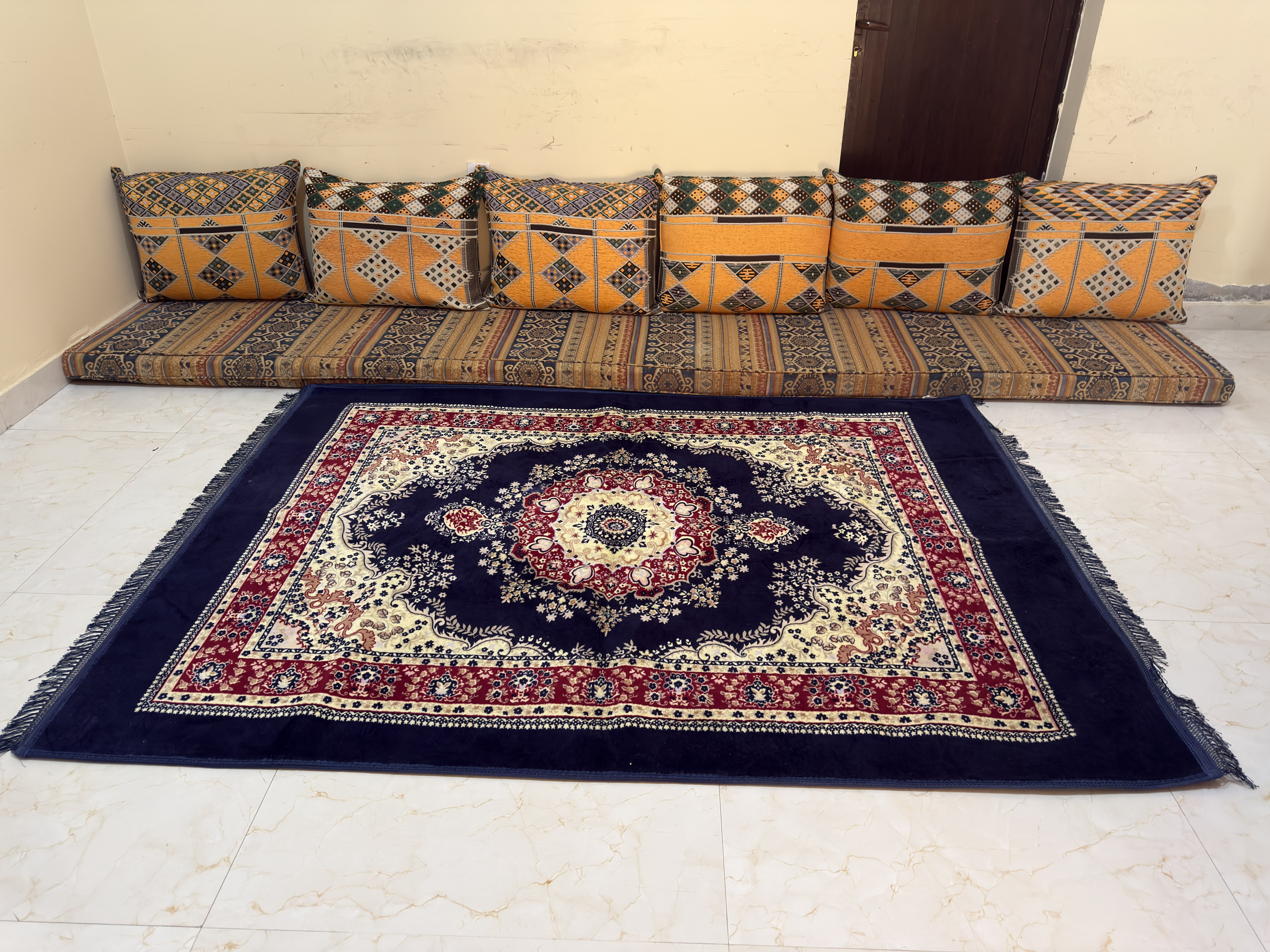 Comfortable Traditional Qatari Majlis Floor Seating Set  - Image 9