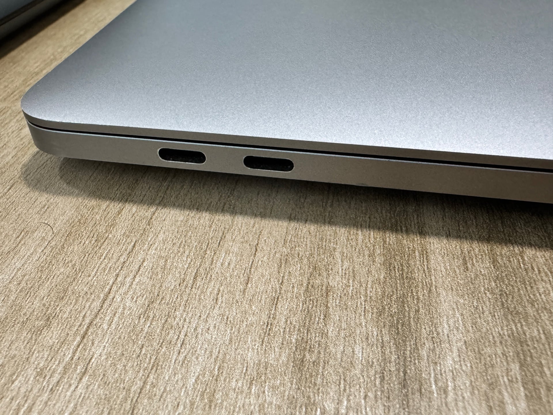 MacBook Pro M1 13inch 16GB Ram 512GB SSD - Image 2