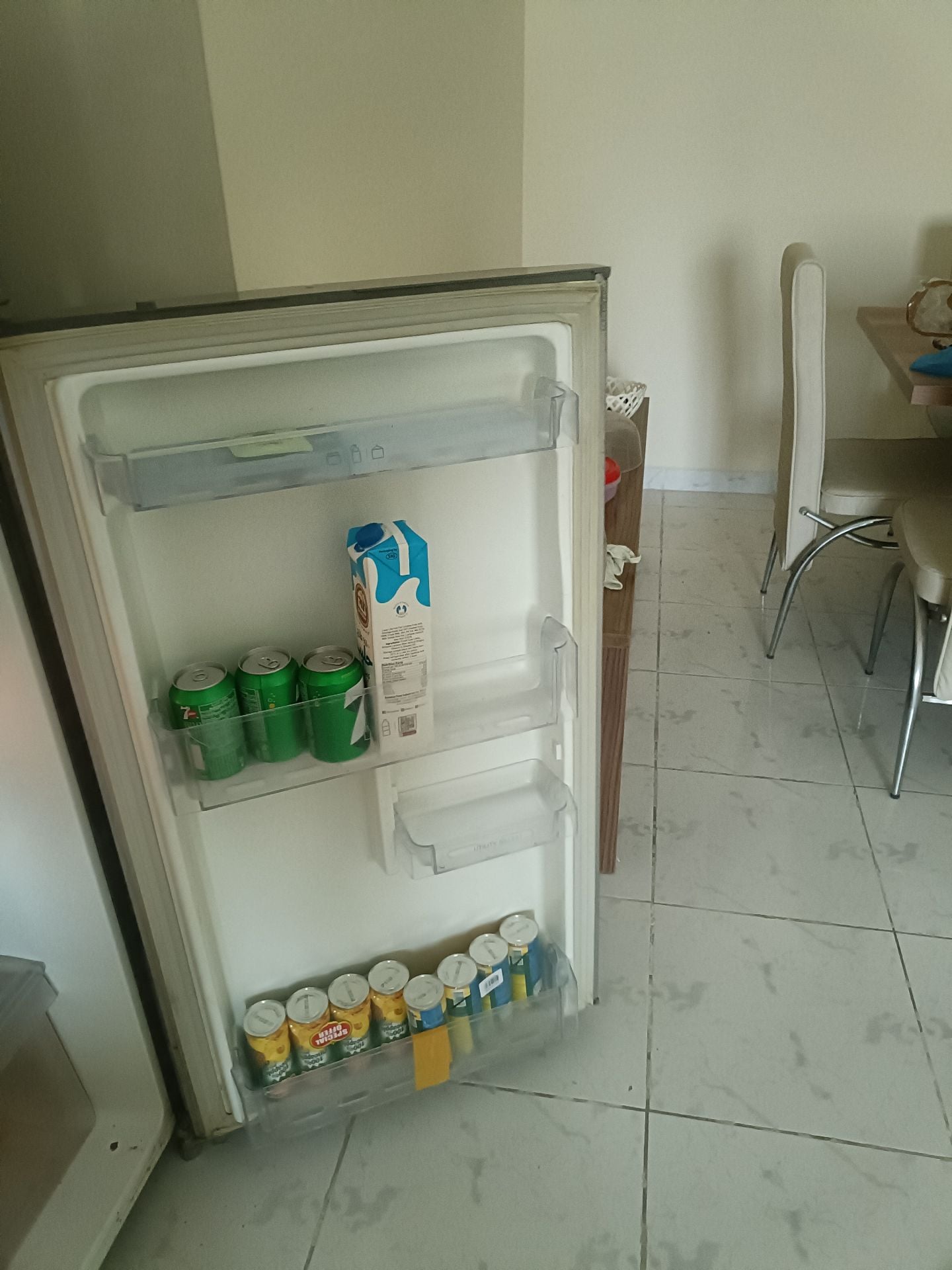 LG refrigerator for sale  - Image 6