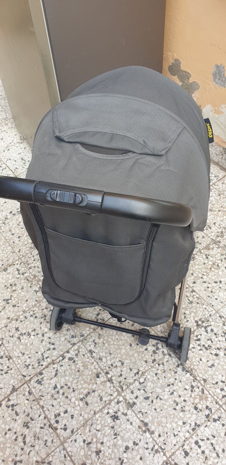 Stroller giggles - Image 4