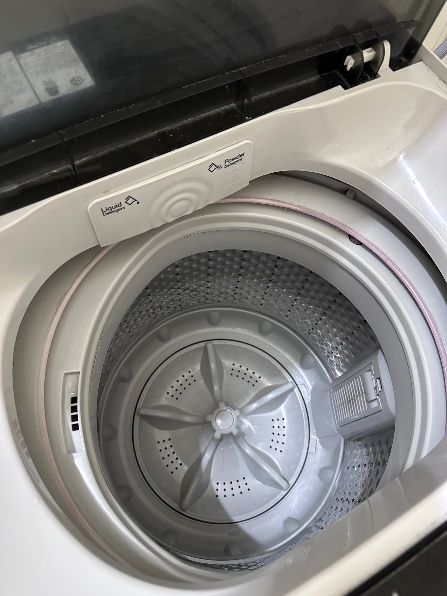     Top Load Washing Machine for Sale – Excellent Working Condition - Image 4
