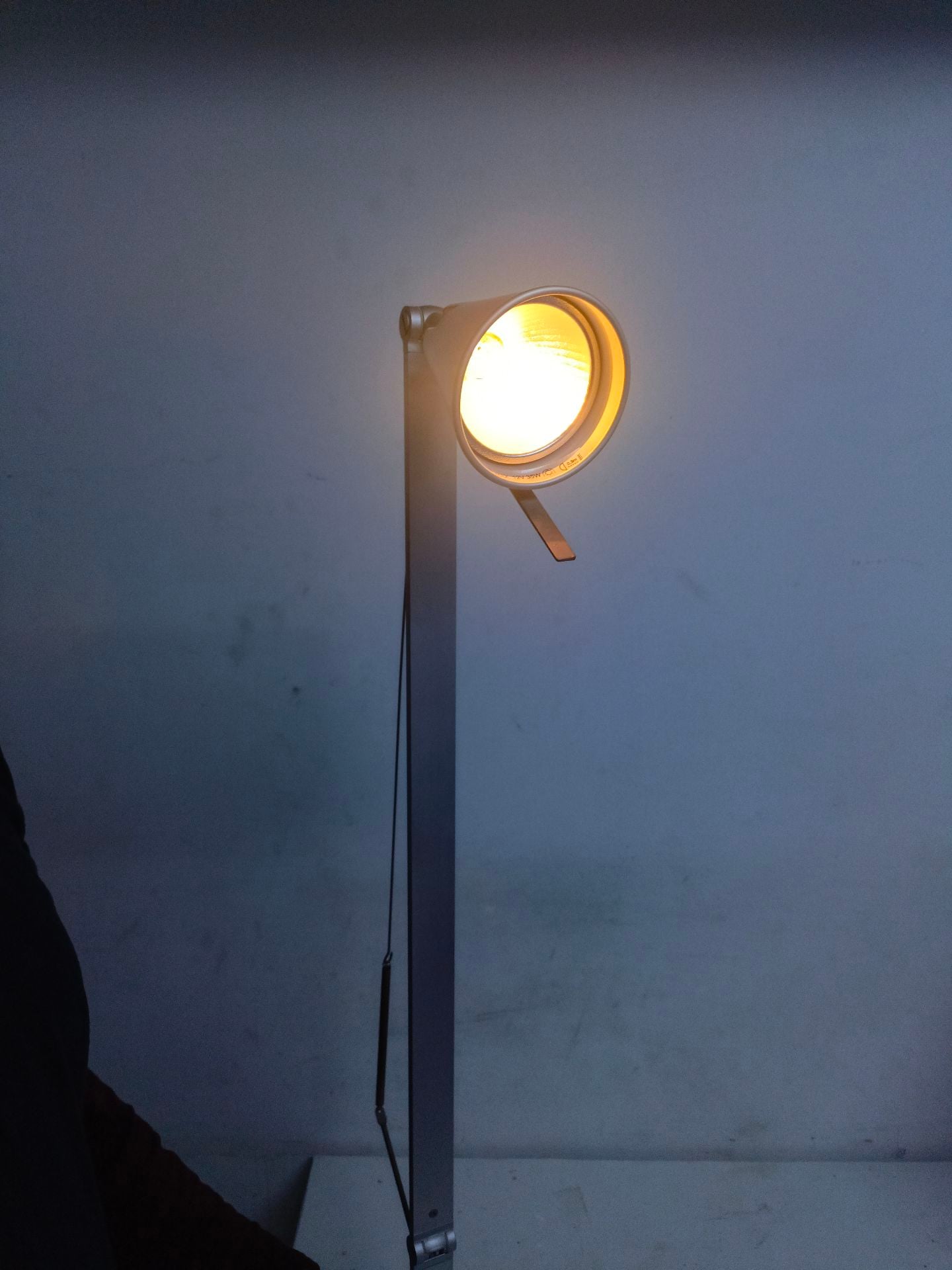 Aluminum Lamp - Image 6
