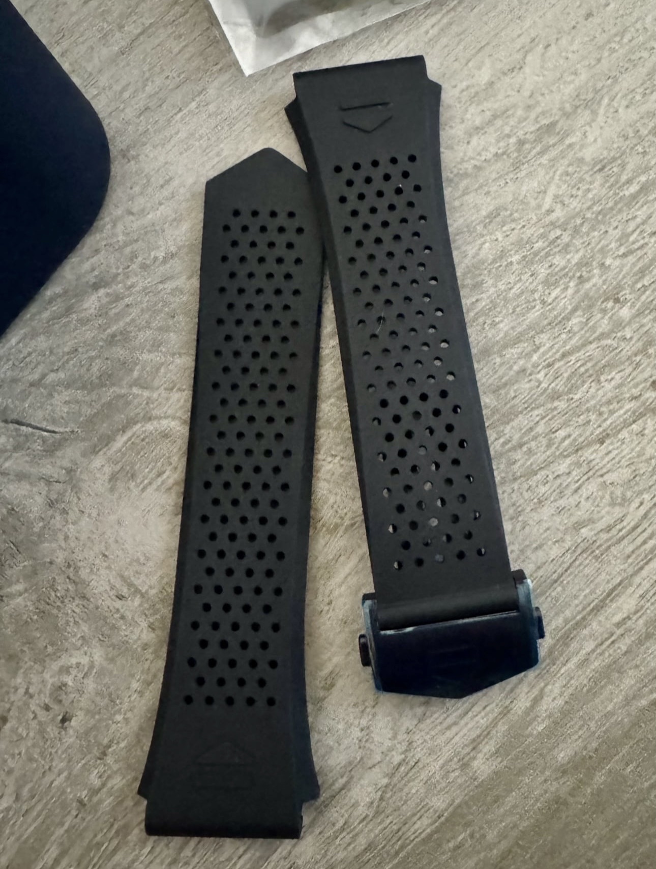 Tag Heuer Connected E4 Smart Watch- Oracle Red Bull Racing (Limited Edition) - Image 4