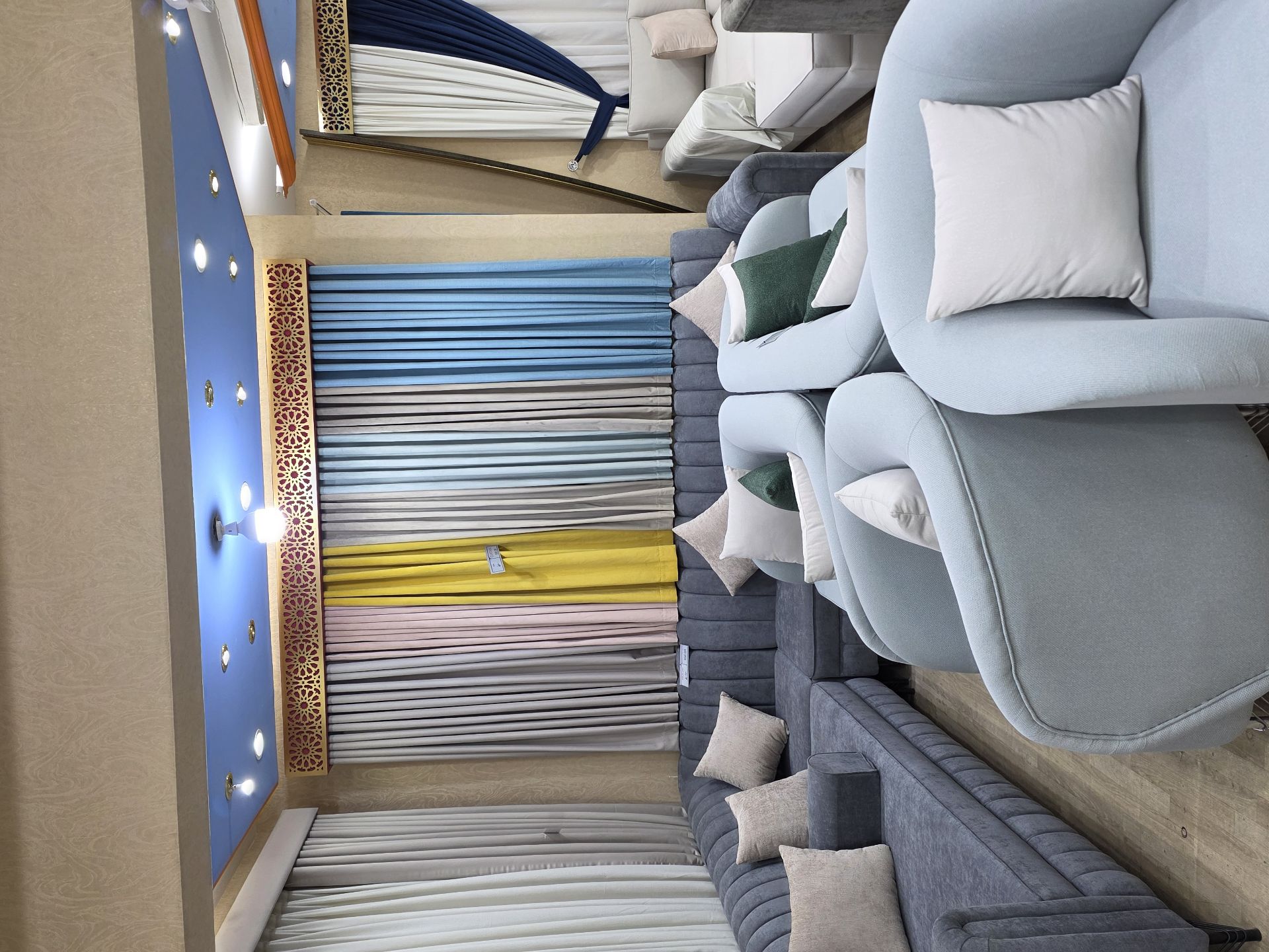 Curatin and sofa carpat  - Image 7