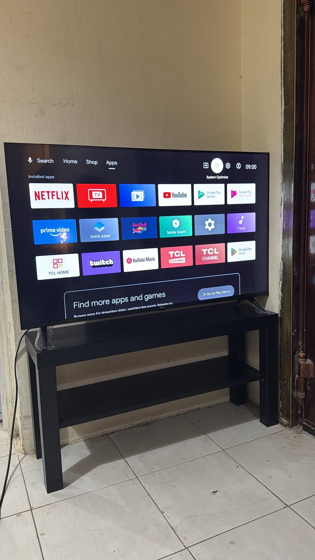 TCL Android tv 32 with Google Play Store - Image 1