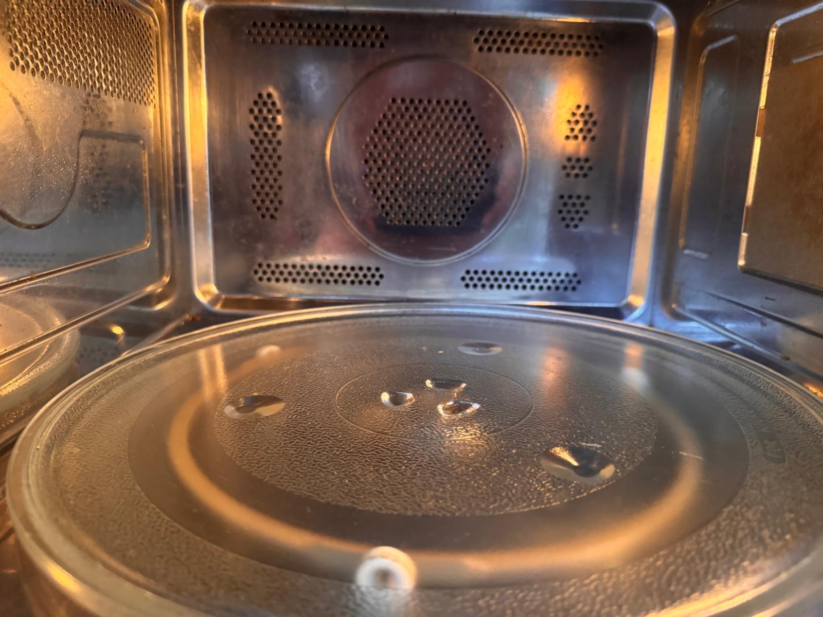 Kenwood 30L Convection Microwave Oven with Grill - Image 3