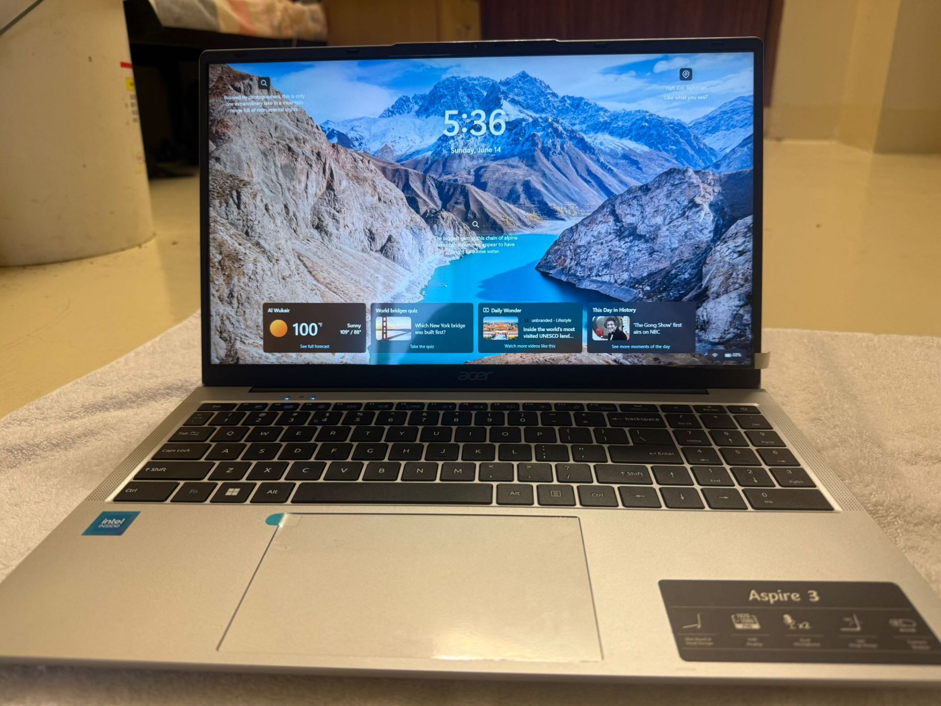 ACER A325-45 - Image 2