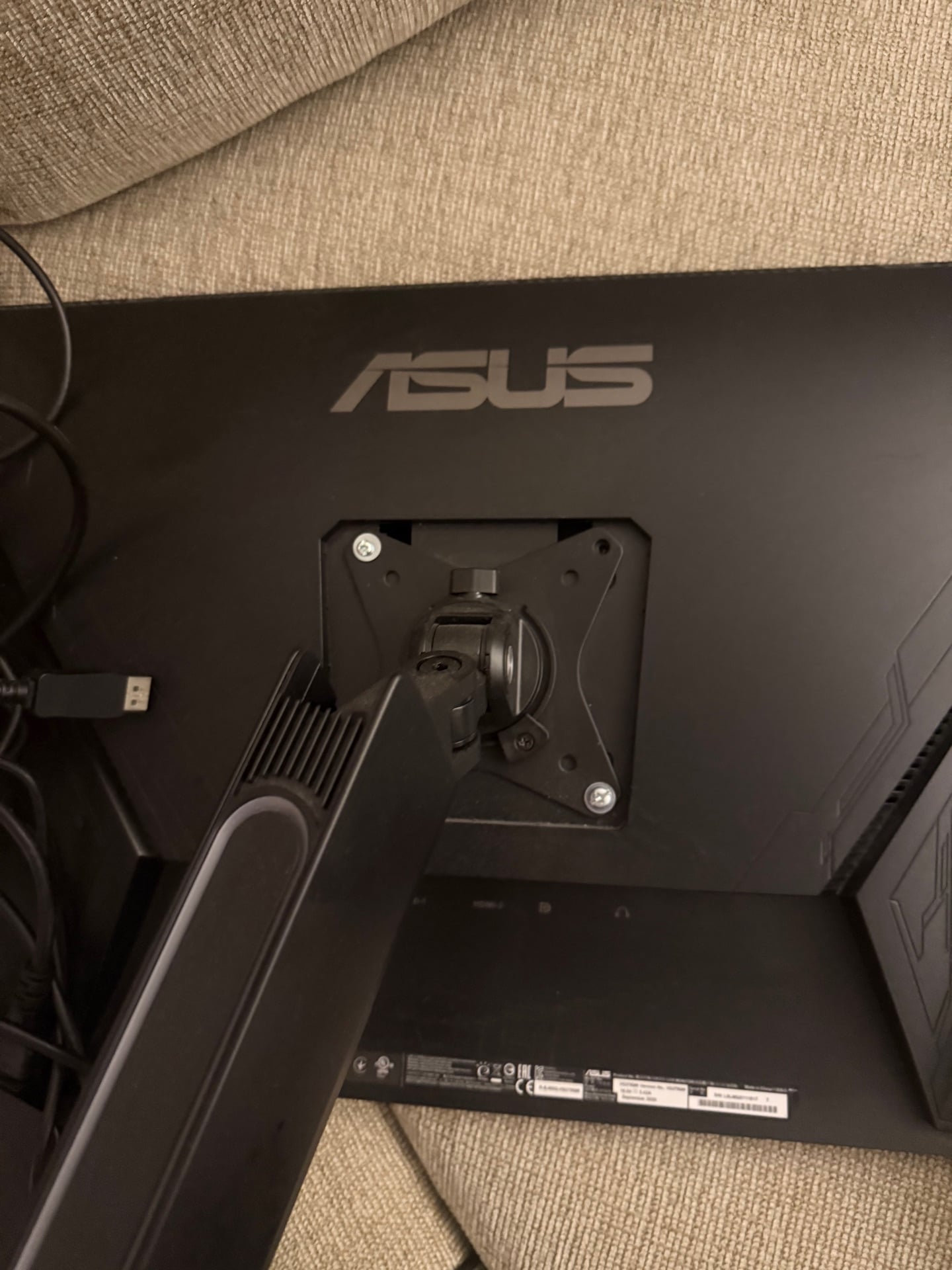 شاشتين 27 بوصة (ASUS + Epic Games) مع ذراع احترافي - Image 7