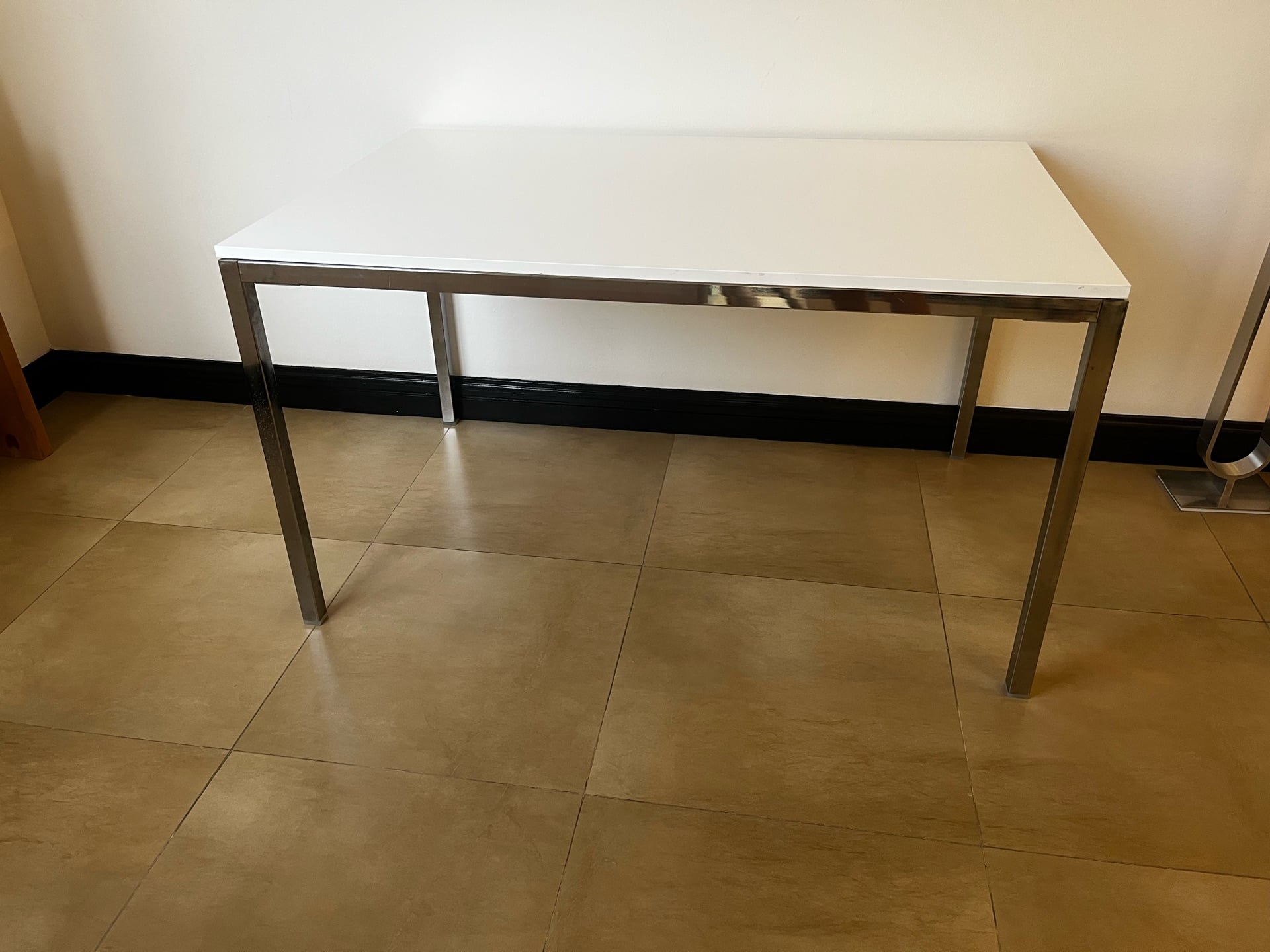 Dinner room table chrome-plated TORSBY. - Image 1