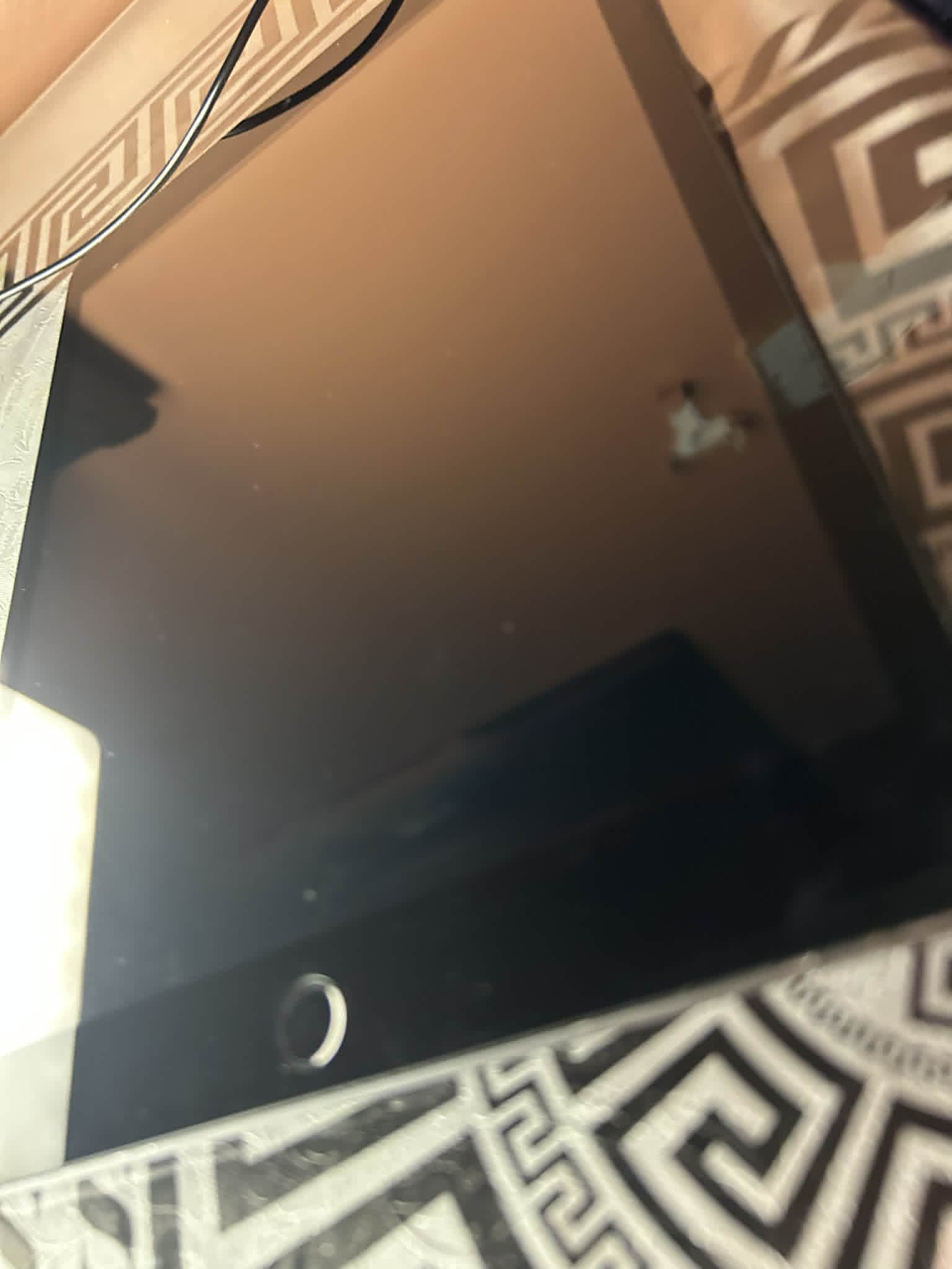 Apple iPad 9th Generation – Excellent Condition - Image 4