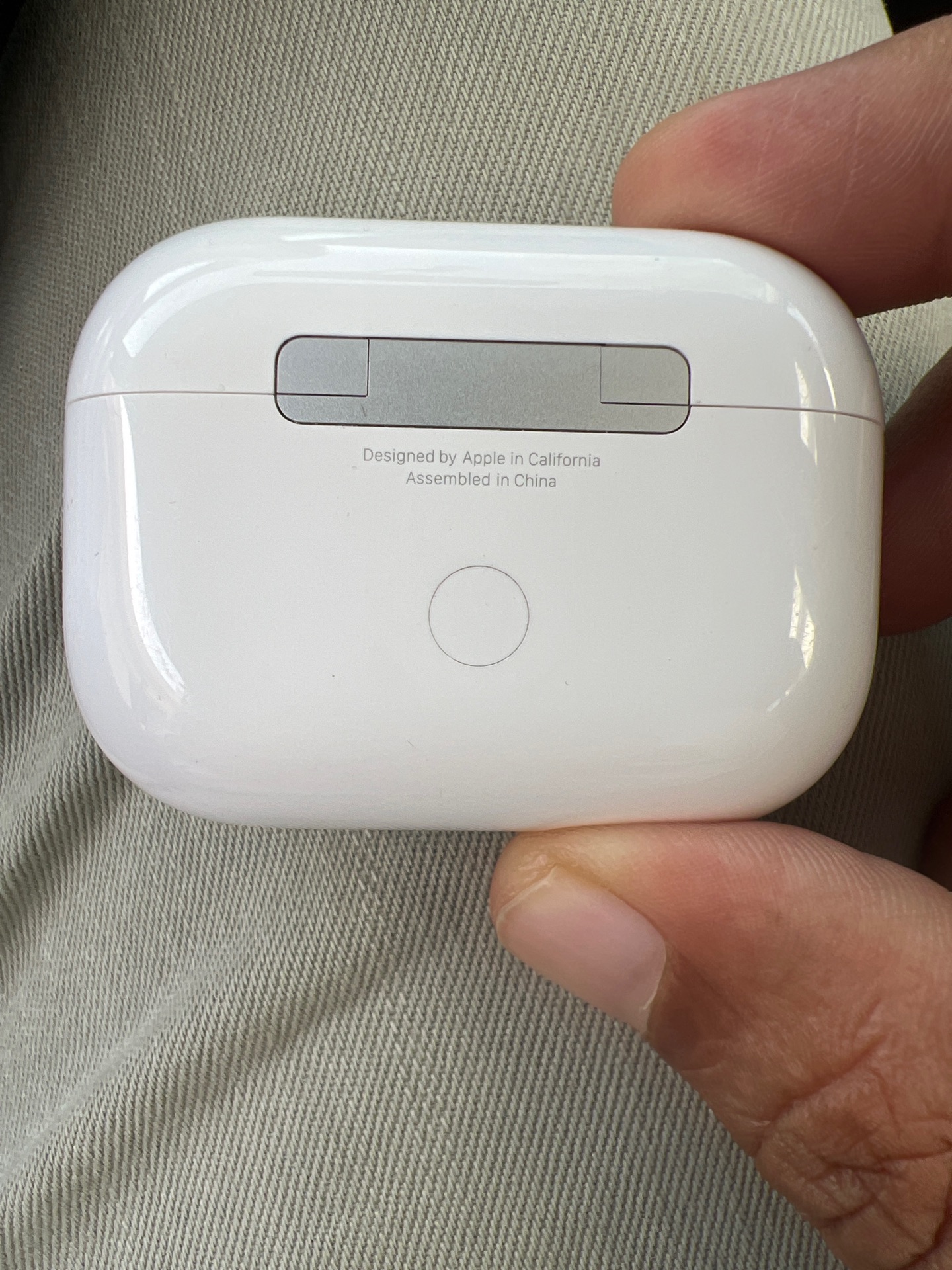 Apple AirPod pro gen 2 - Image 2