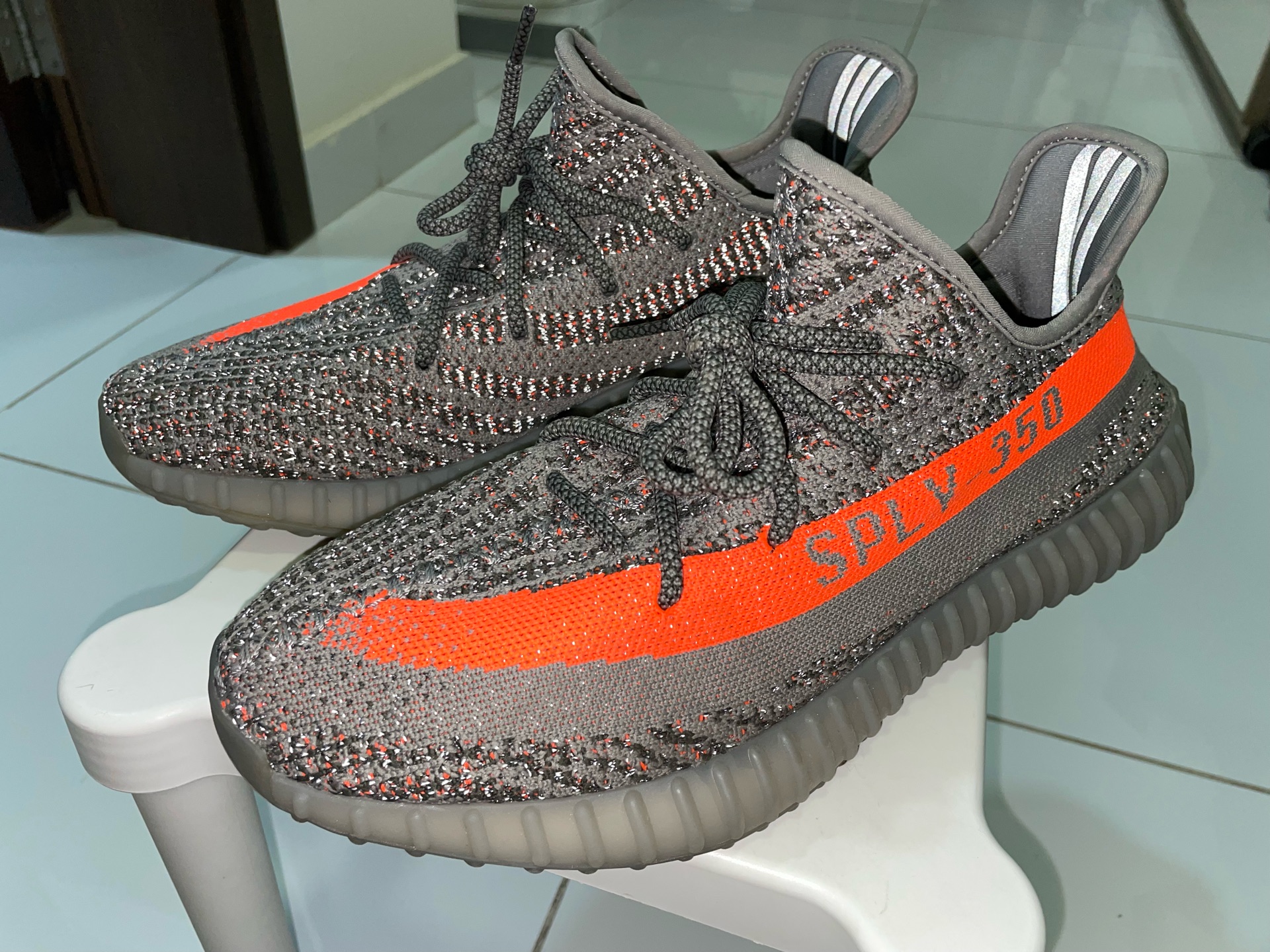 Yeezy boost - Image 2