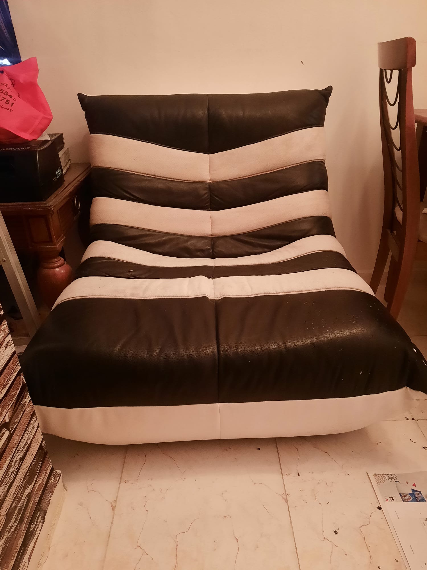 Sofa for Sale - Image 3