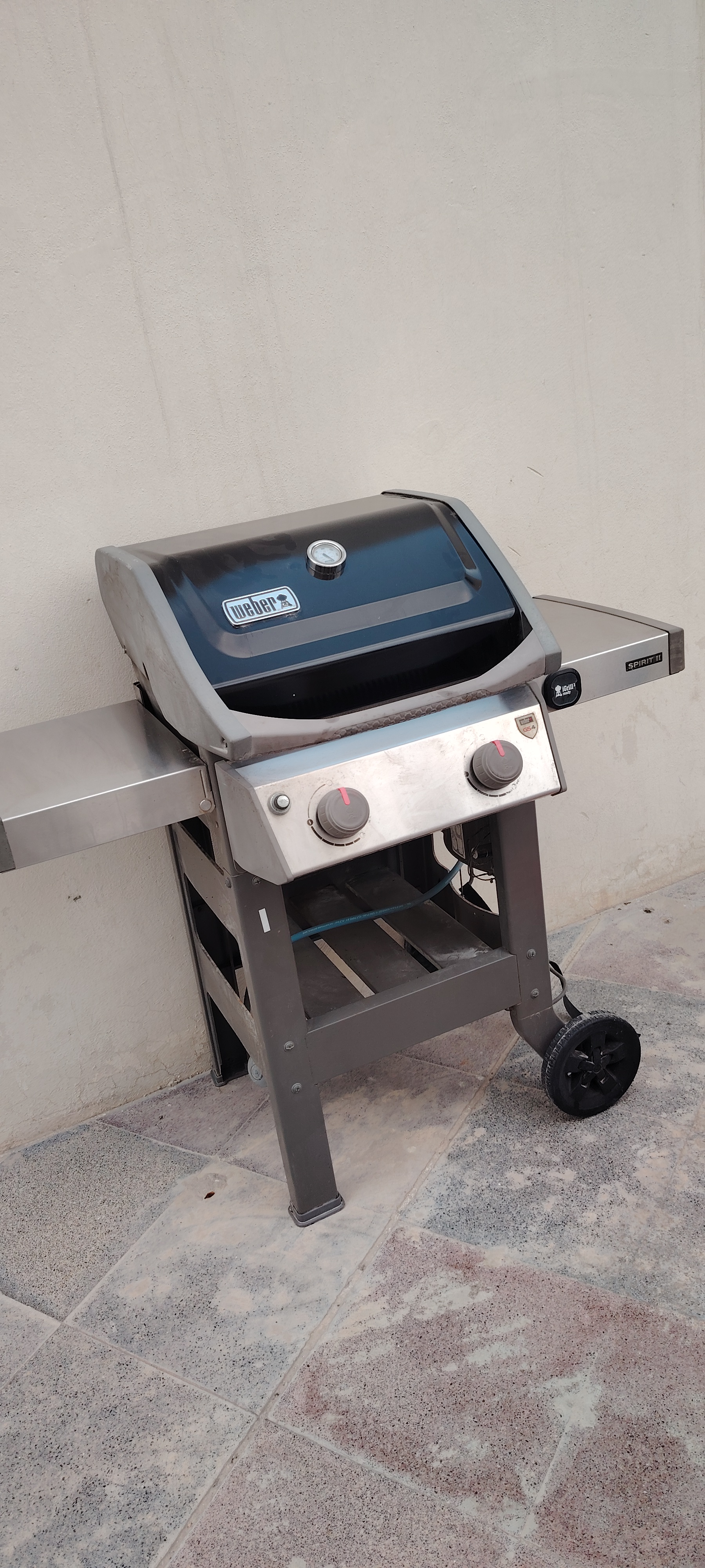 Weber Gas BBQ 2 Flame  - Image 2