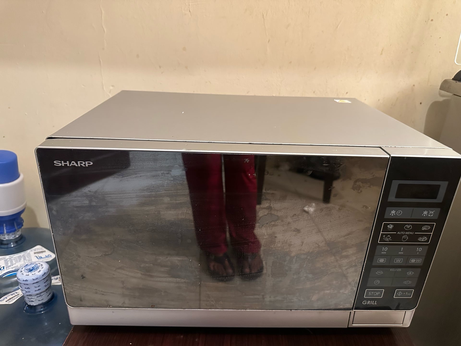Sharp microwave oven - Image 3