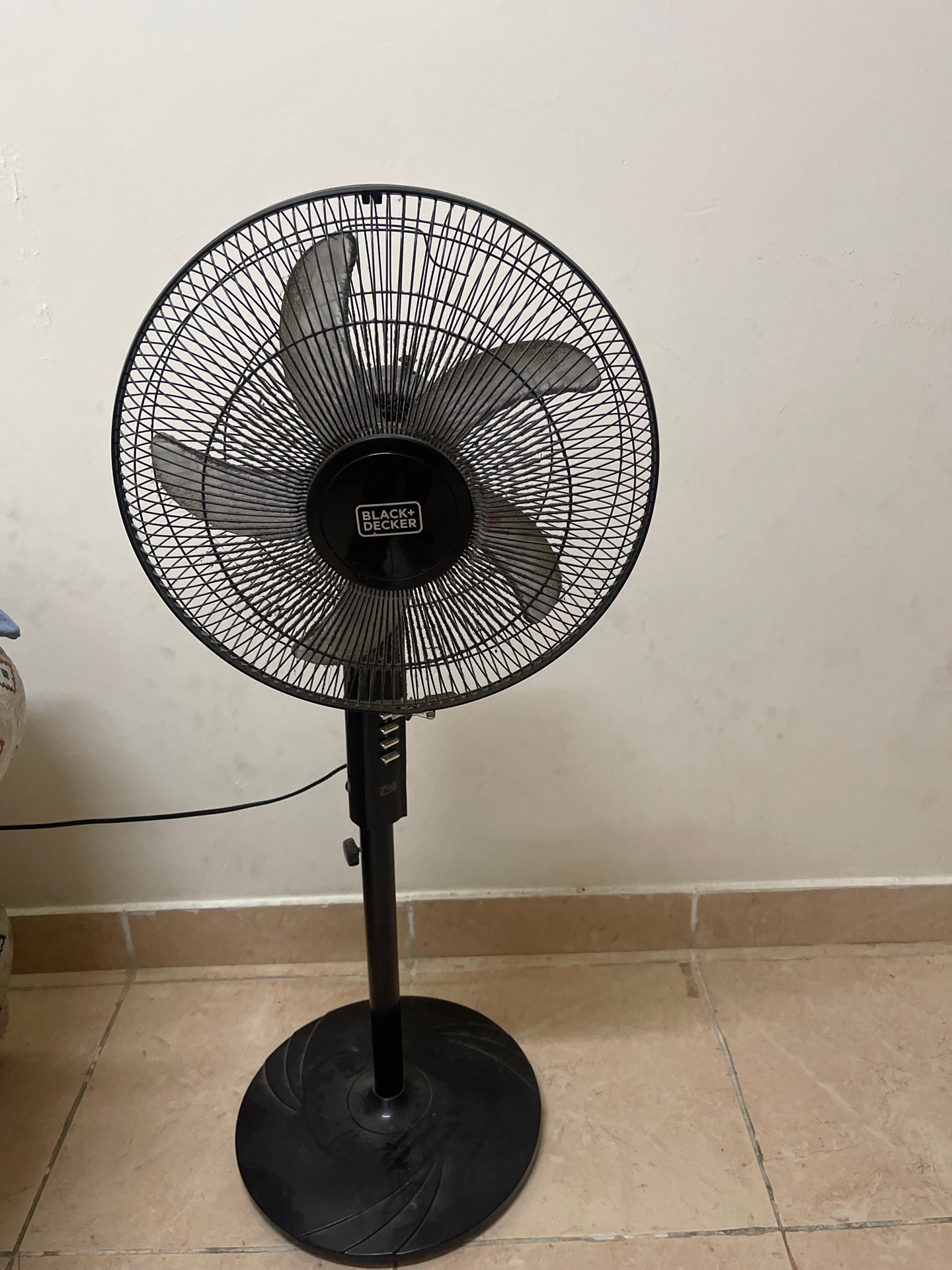 Black Decker Standing Fan - Image 3