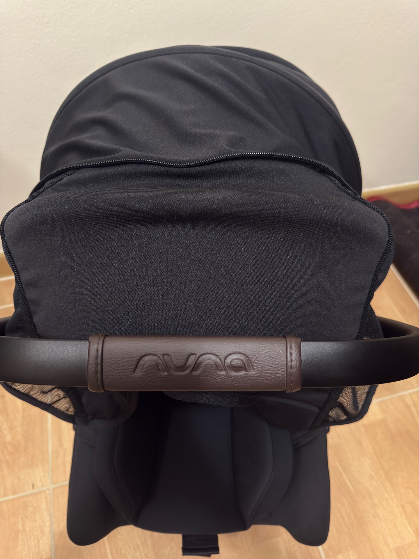 Nuna PIPA Infant Car Seat - Premium Condition - Caviar Black - Image 3