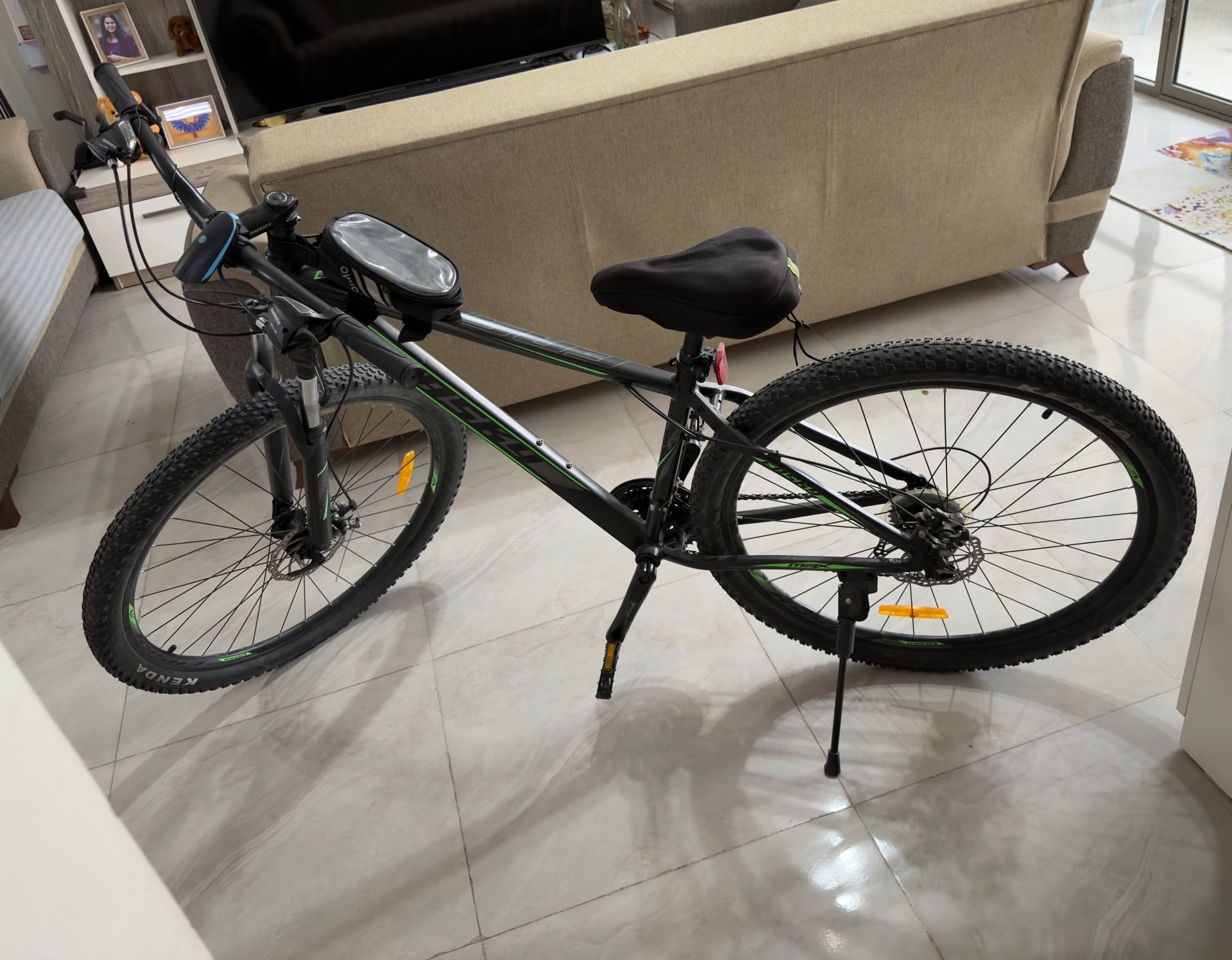 Alloy bicycle - Image 1