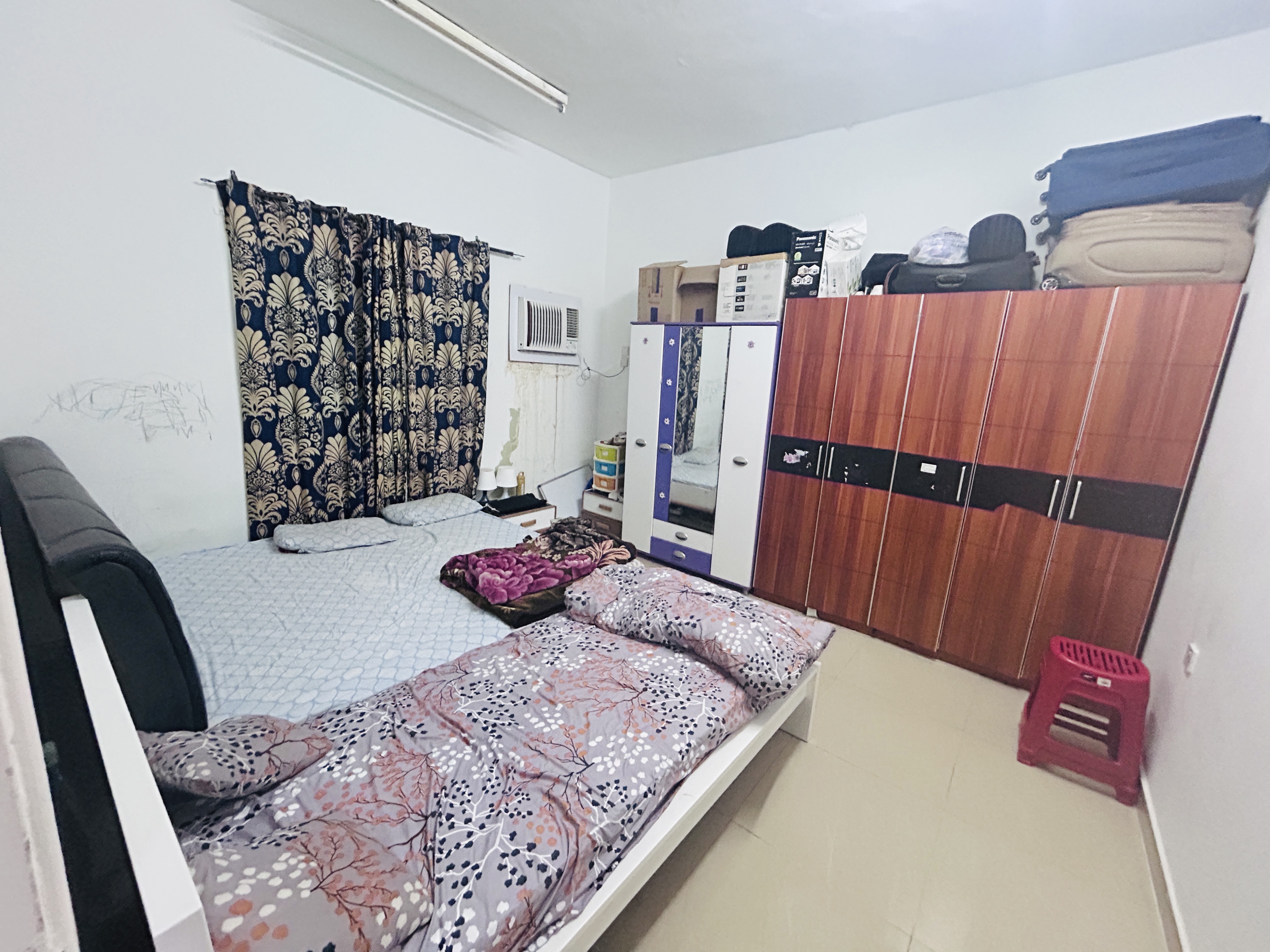 Bed and Mattress - Image 4