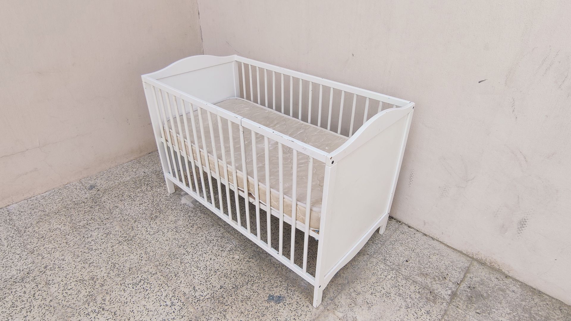 Baby Cradle - Steel  - Image 3